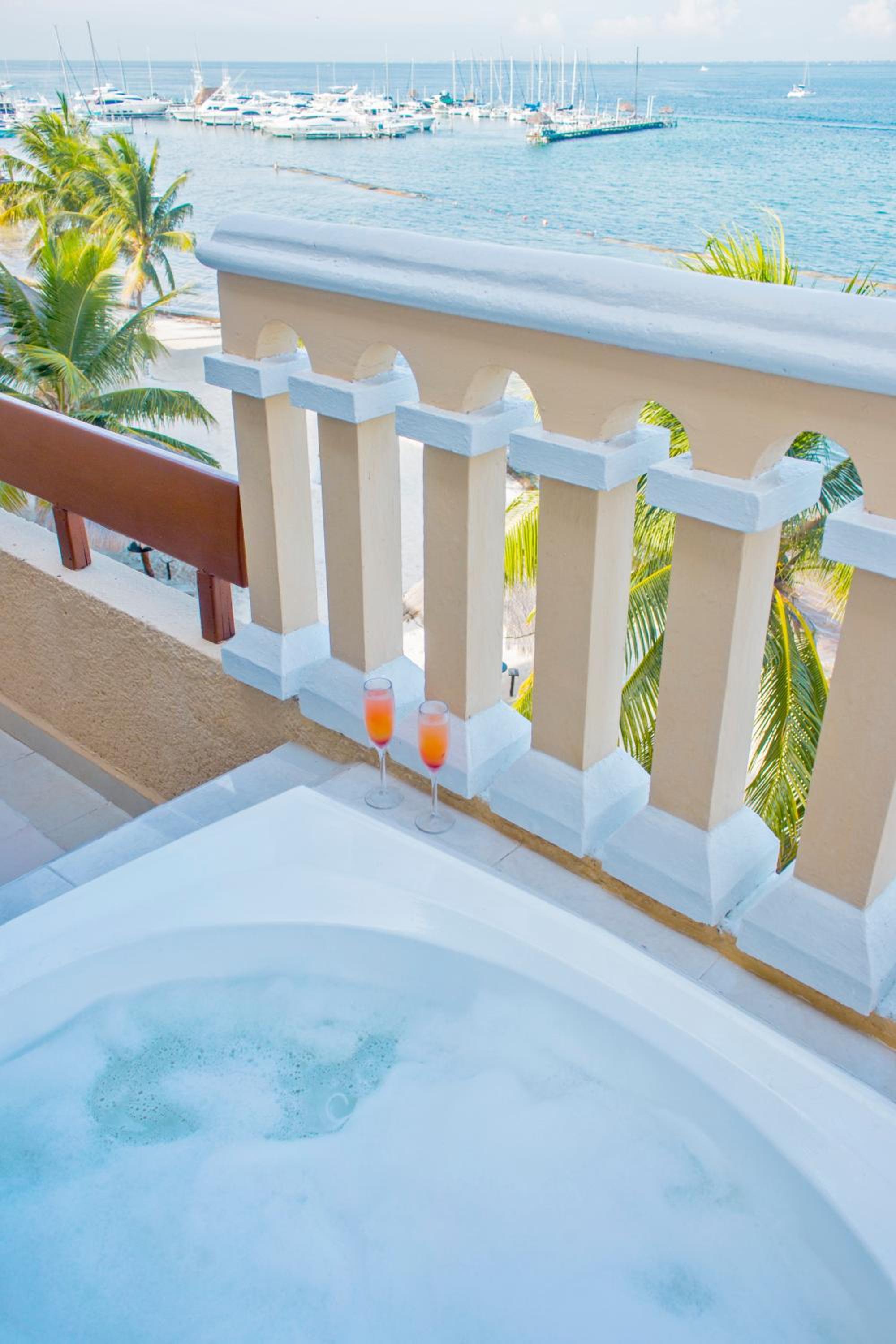 All Ritmo Cancun Resort & Water Park