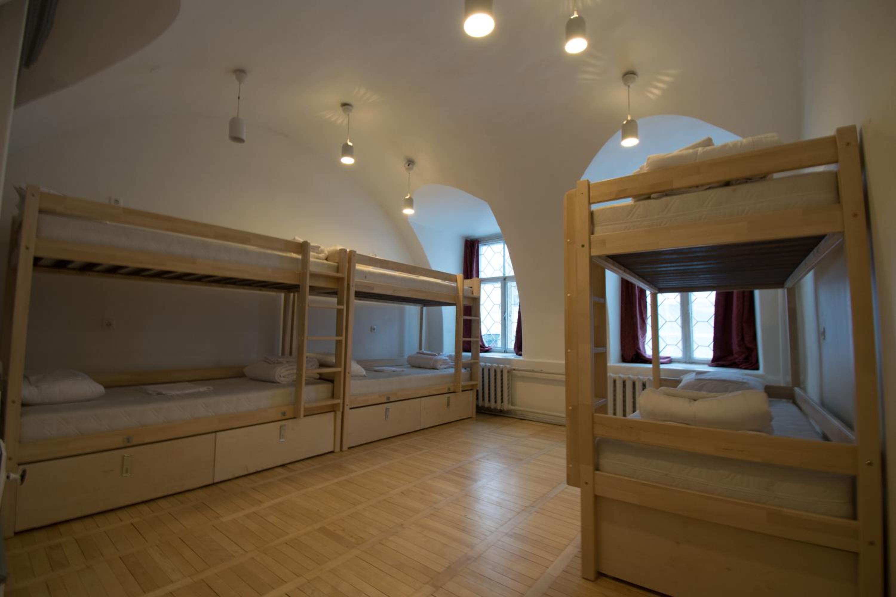 Tallinn Vacations - The Monks Bunk Hostel  Bar - Property Image 9