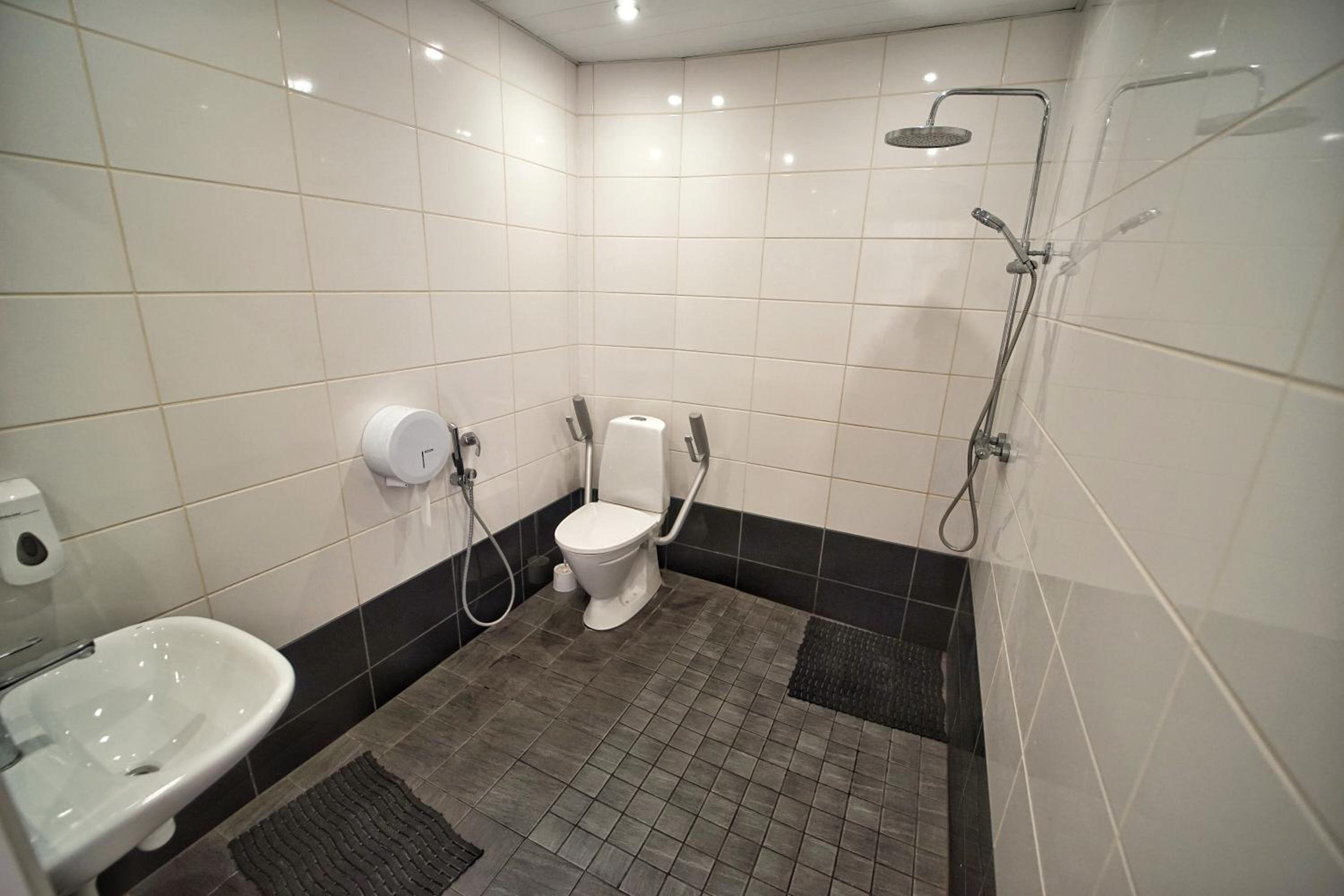 Tallinn Vacations - The Monks Bunk Hostel Bar - Property Image 32
