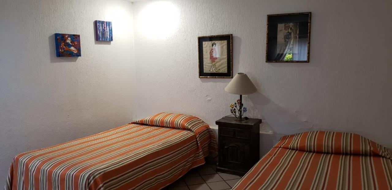 Anys Hostal photo 4