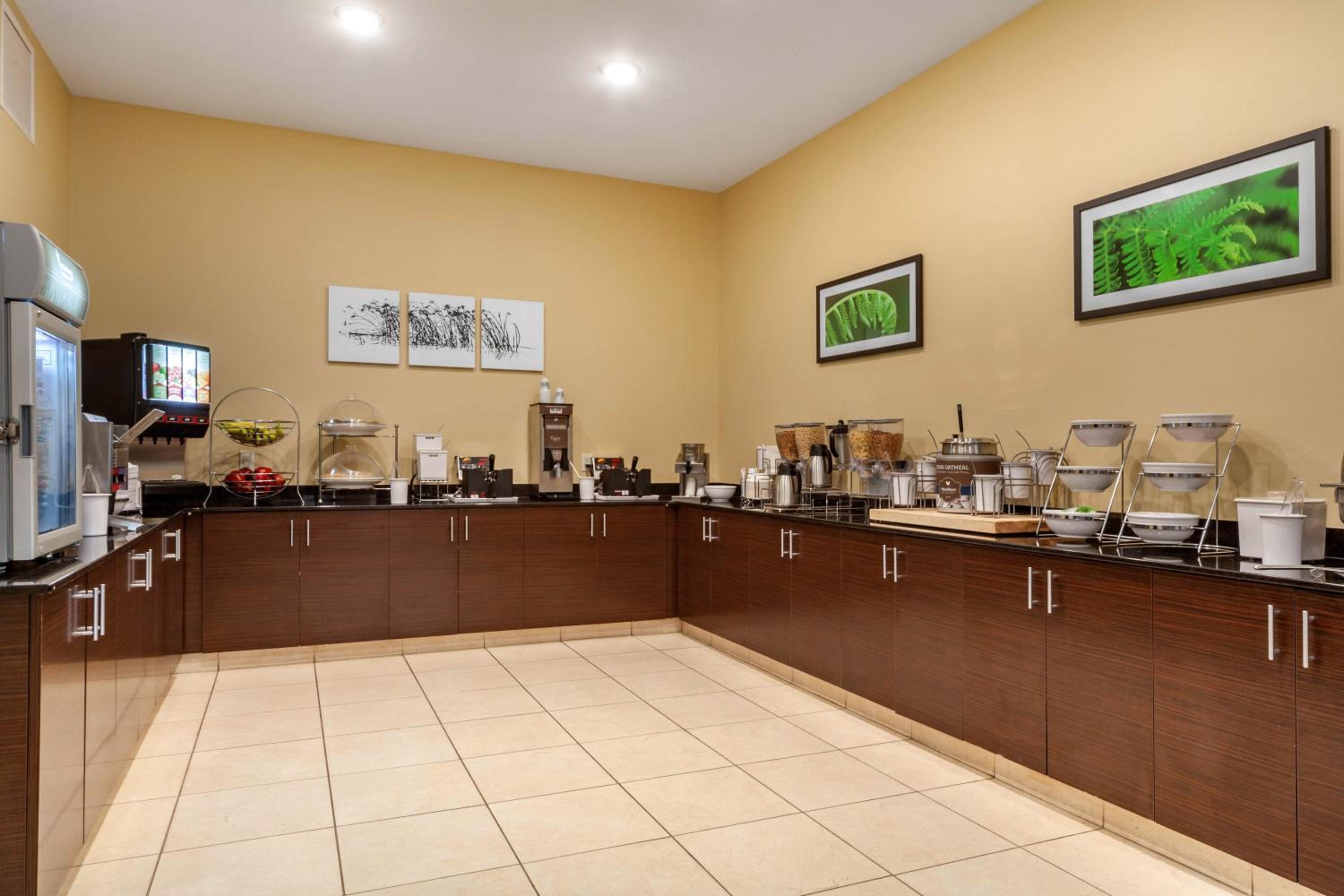 MainStay Suites Lincoln University Area