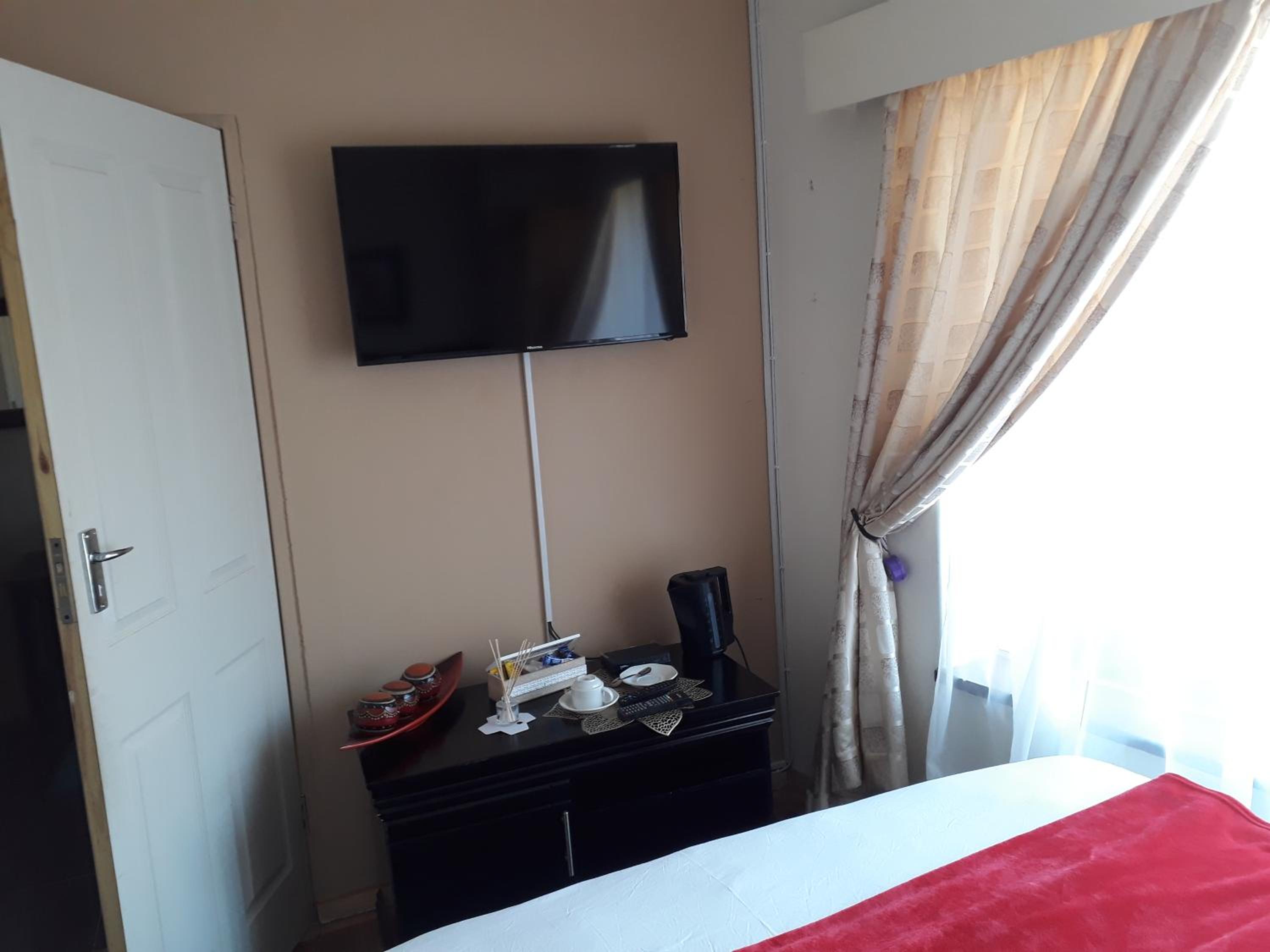 Peace & Lovely Bed and Breakfast