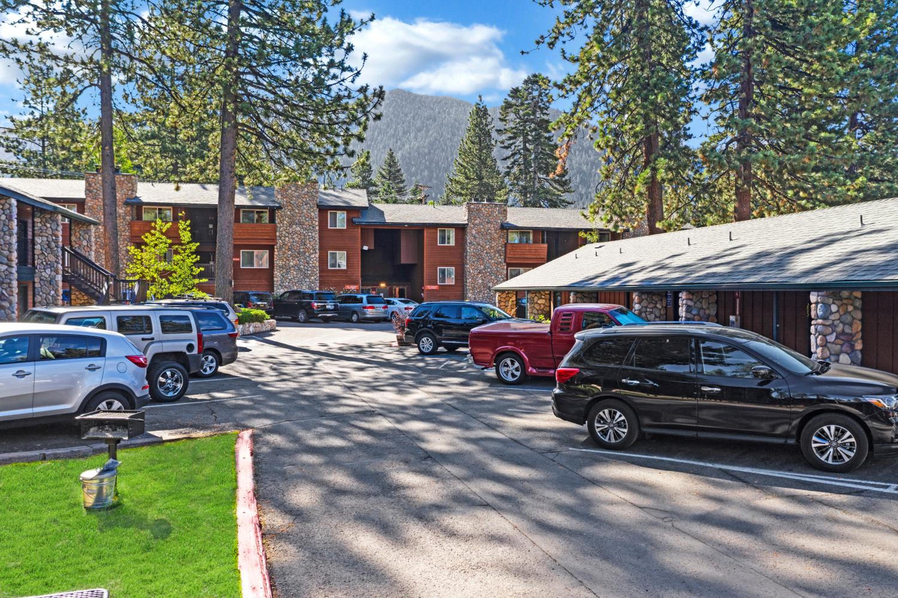 Lake Tahoe Vacations - 3 Peaks Resort Beach Club - Property Image 18