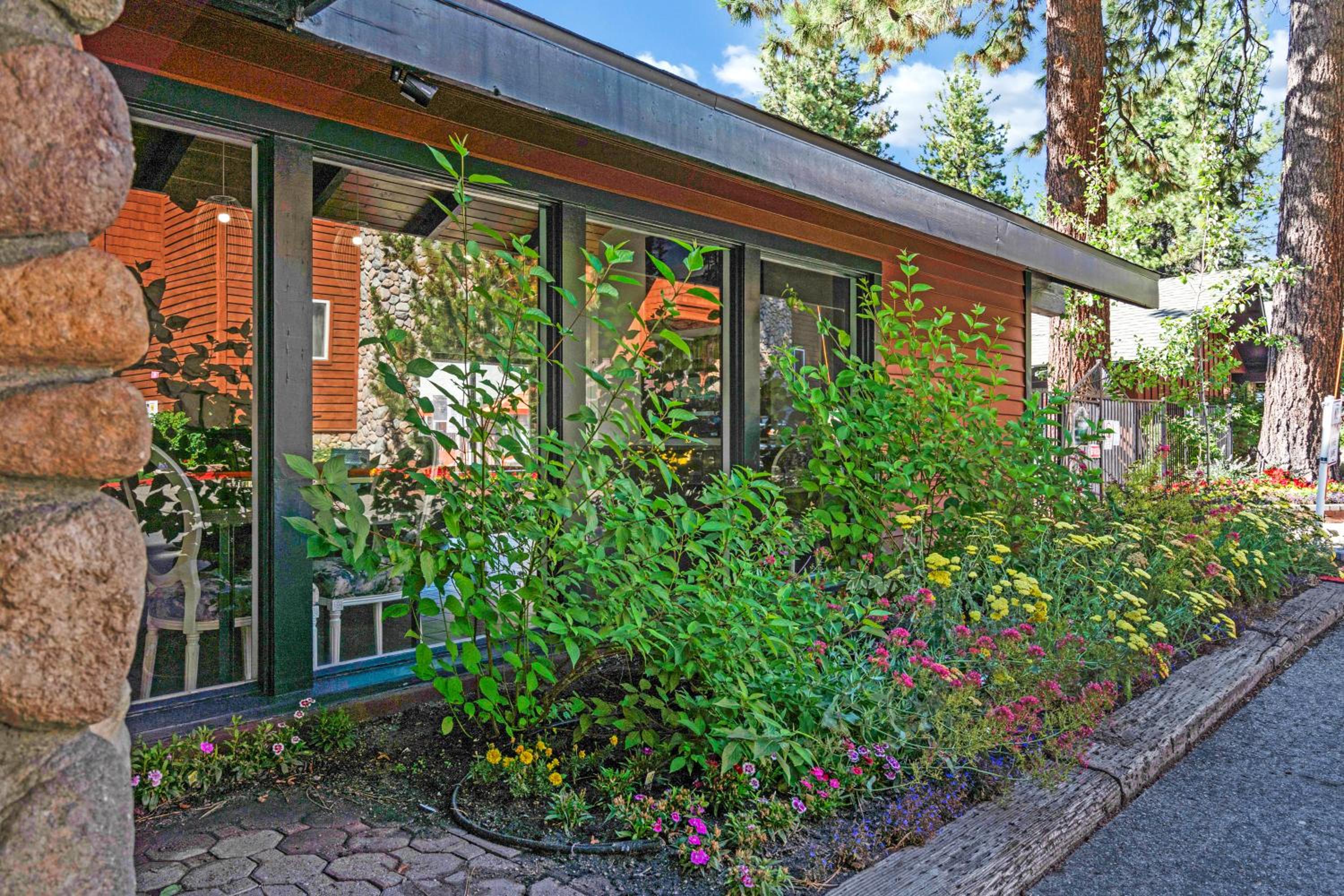 Lake Tahoe Vacations - 3 Peaks Resort Beach Club - Property Image 59