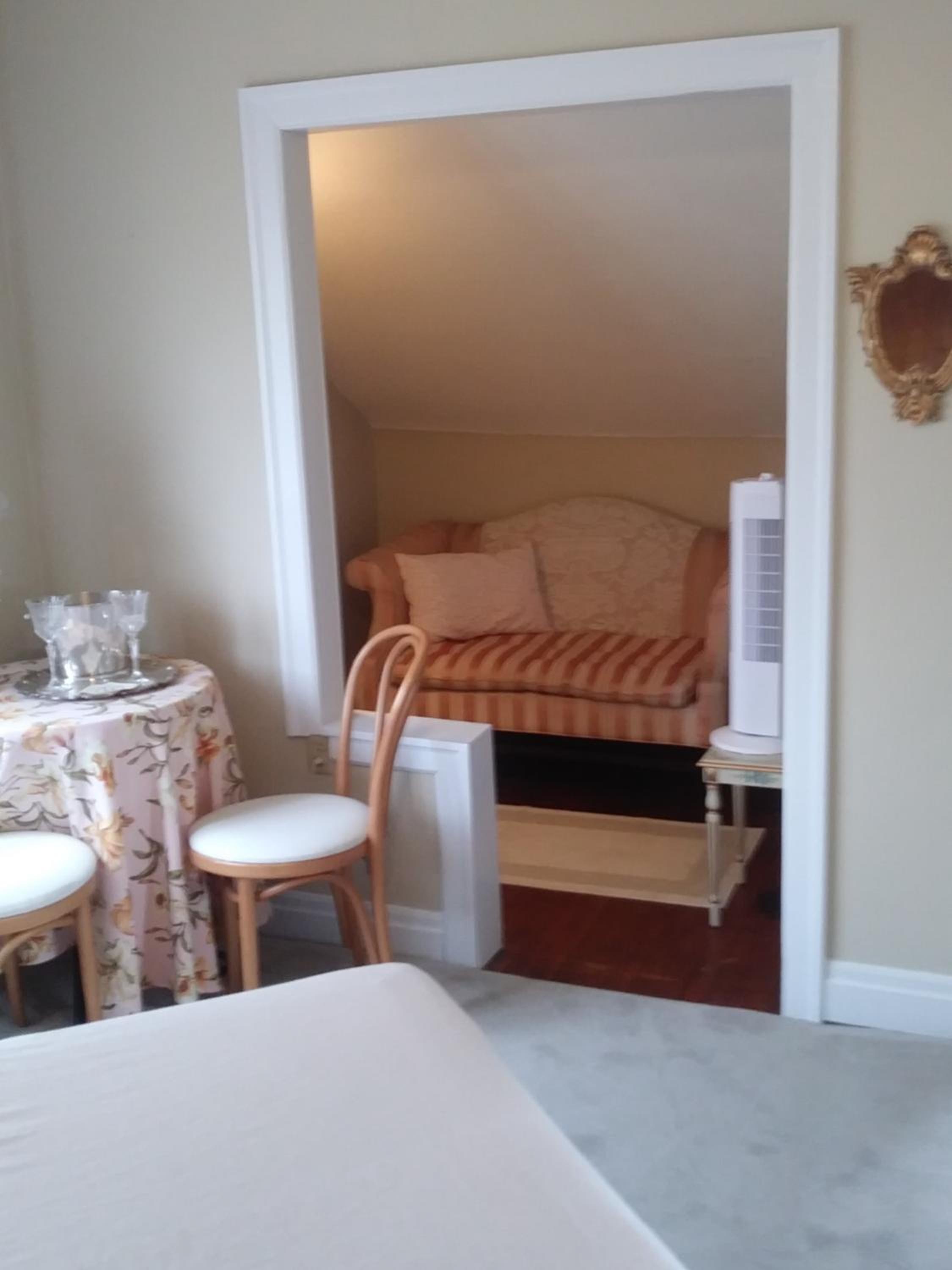 The guest house at the regina house tea room view 4