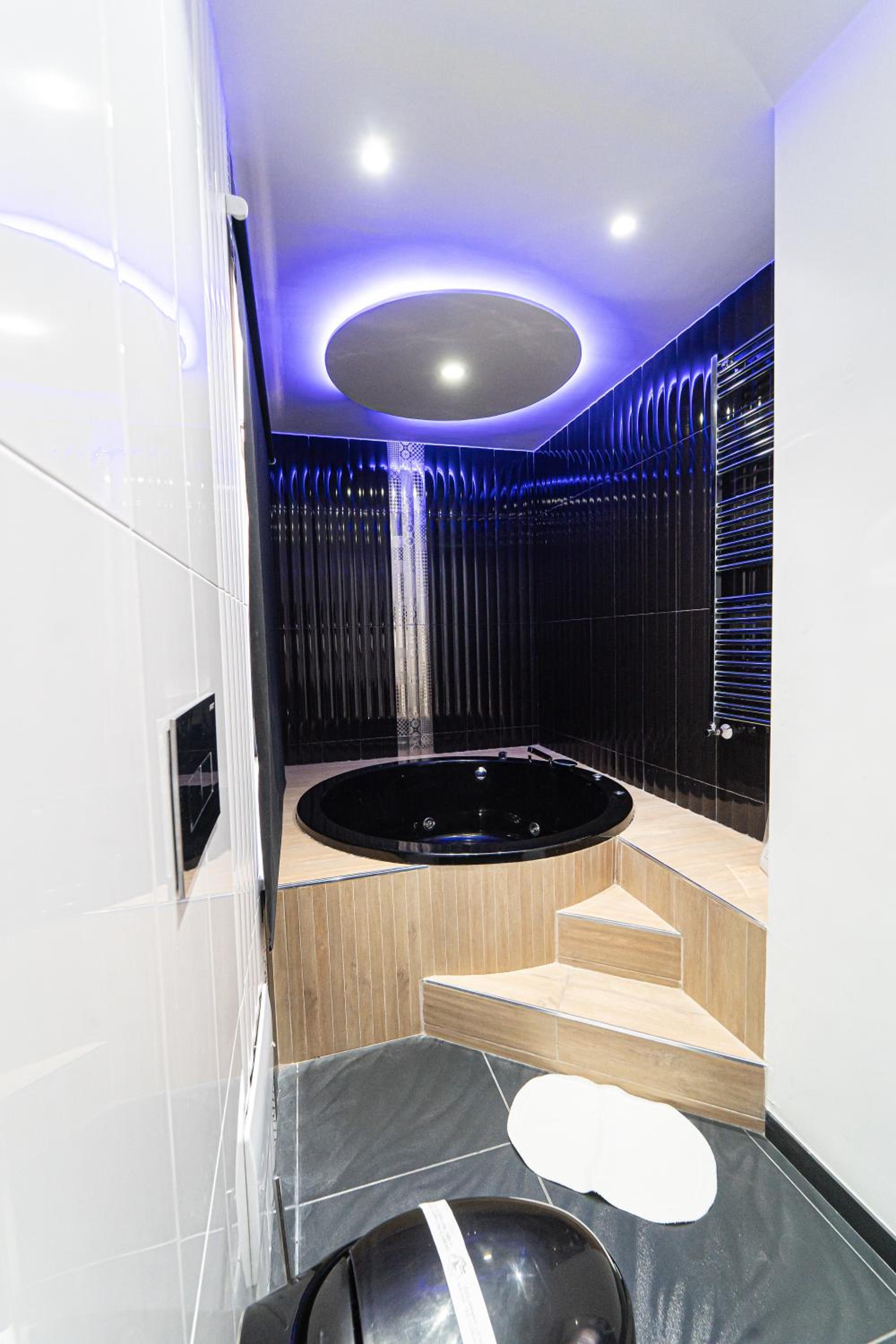 Al Campanile H Napoli Centro, by ClaPa Group Dislocated Hospitality