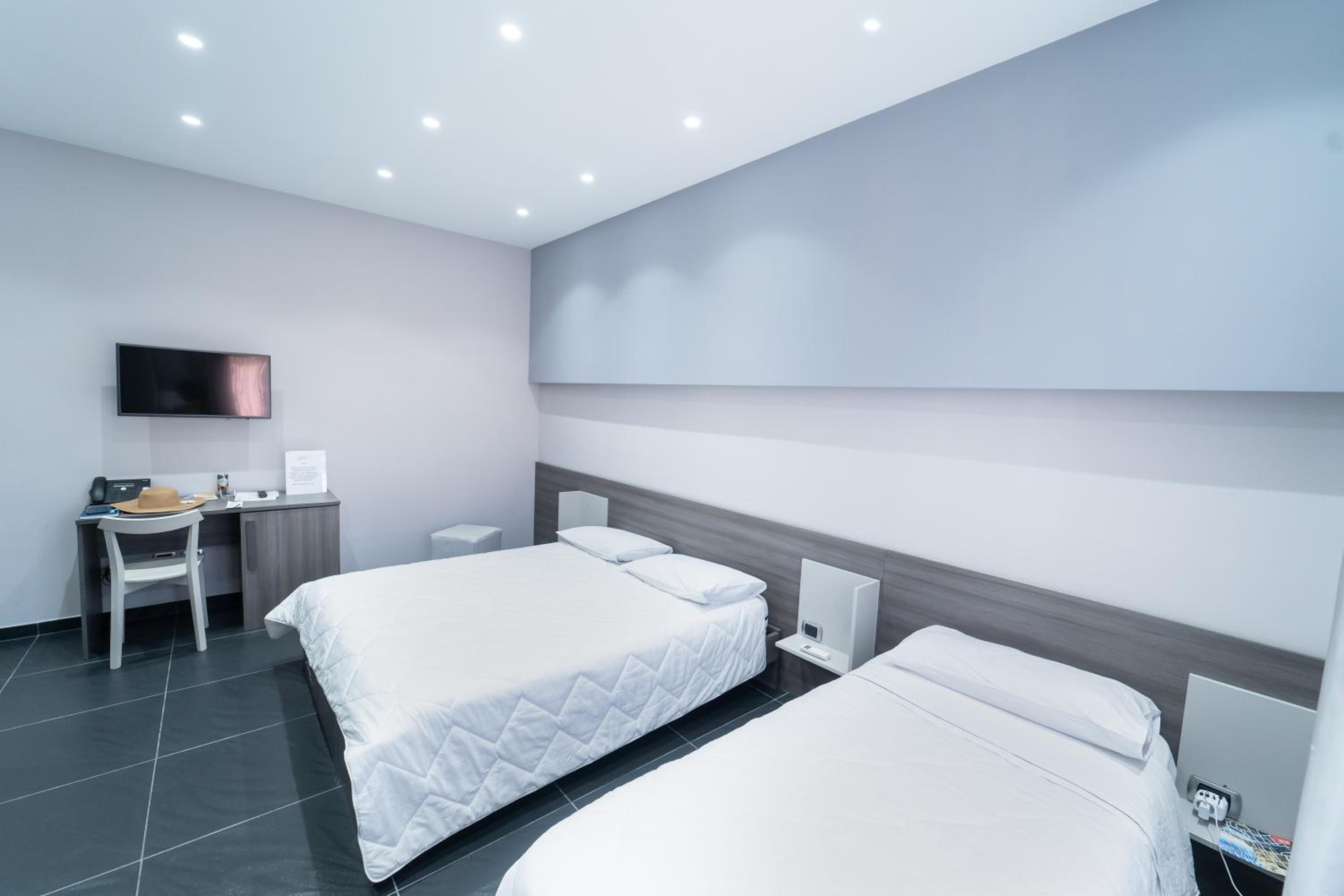 Al Campanile H Napoli Centro, by ClaPa Group Dislocated Hospitality