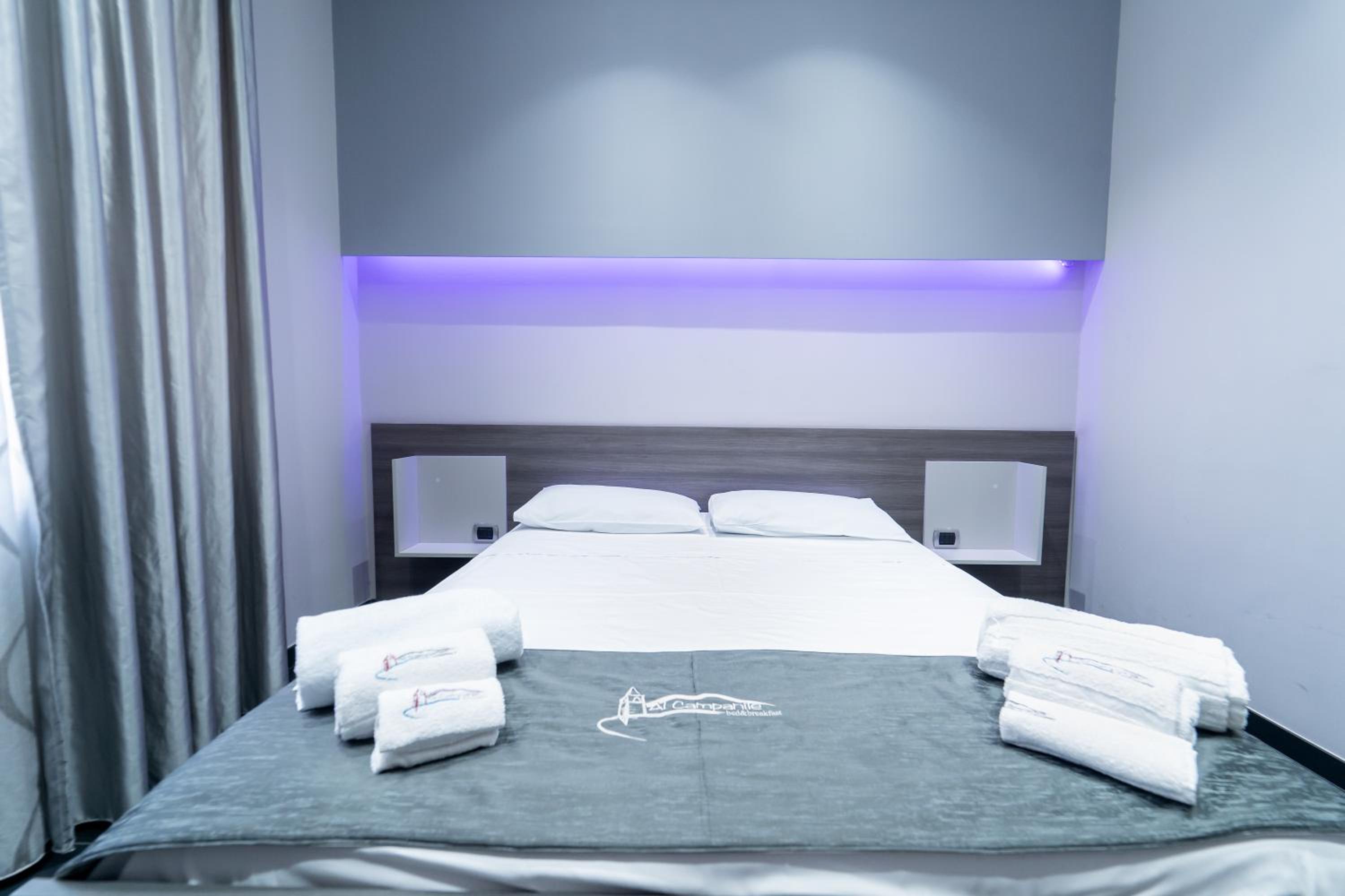 Al Campanile H Napoli Centro, by ClaPa Group Dislocated Hospitality