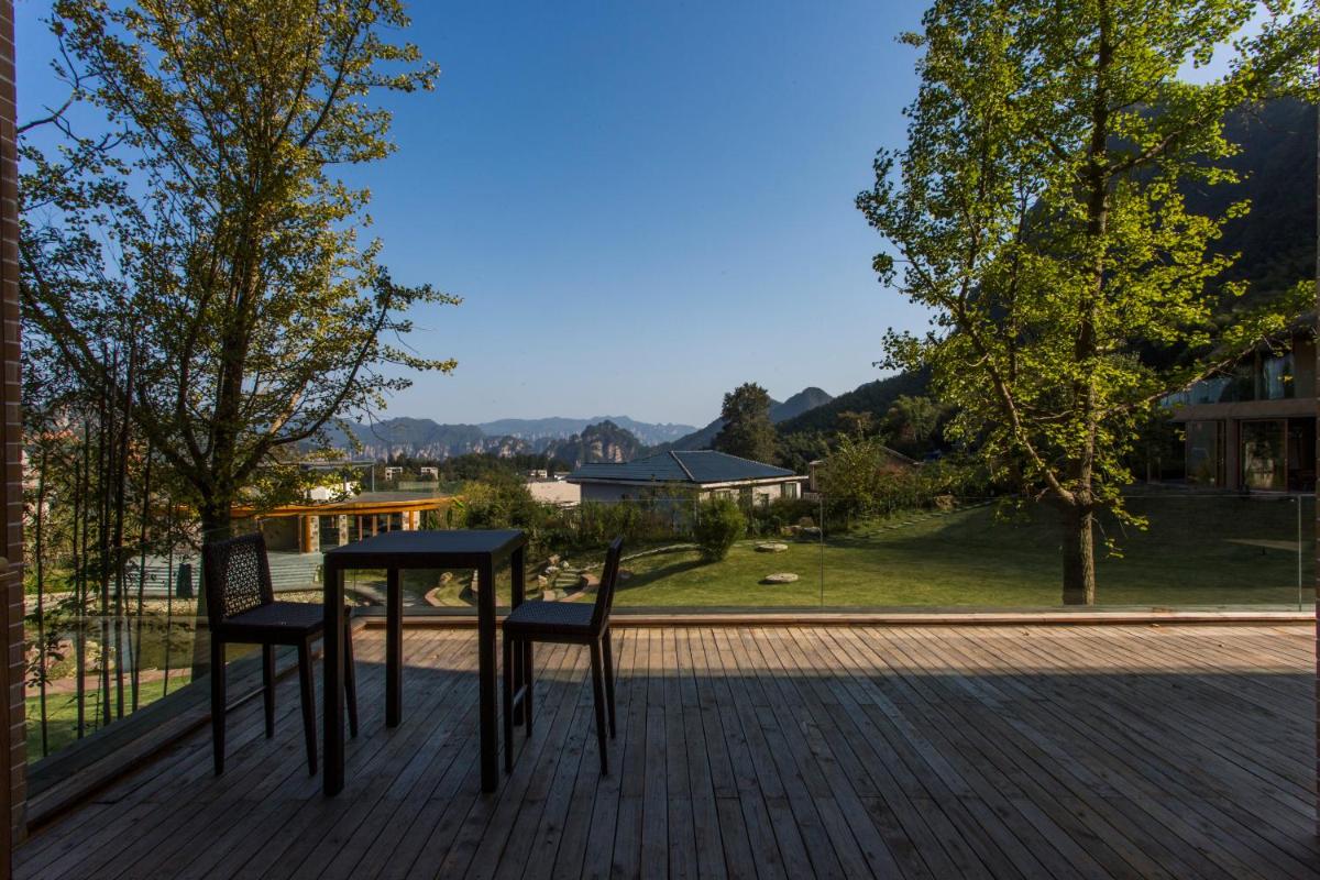 outdoor BBQ area