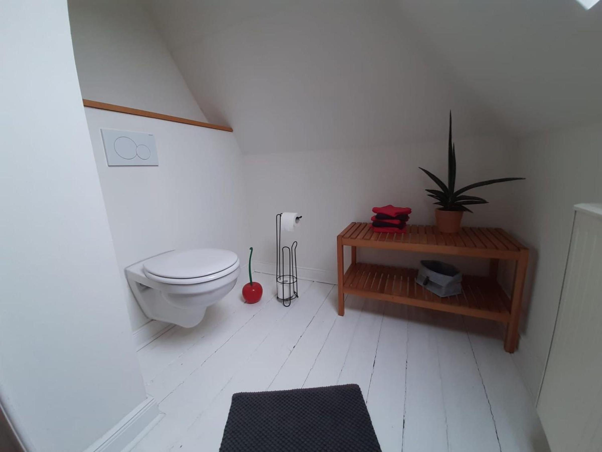 Ferienwohnung Neumann en Kassel — bathroom