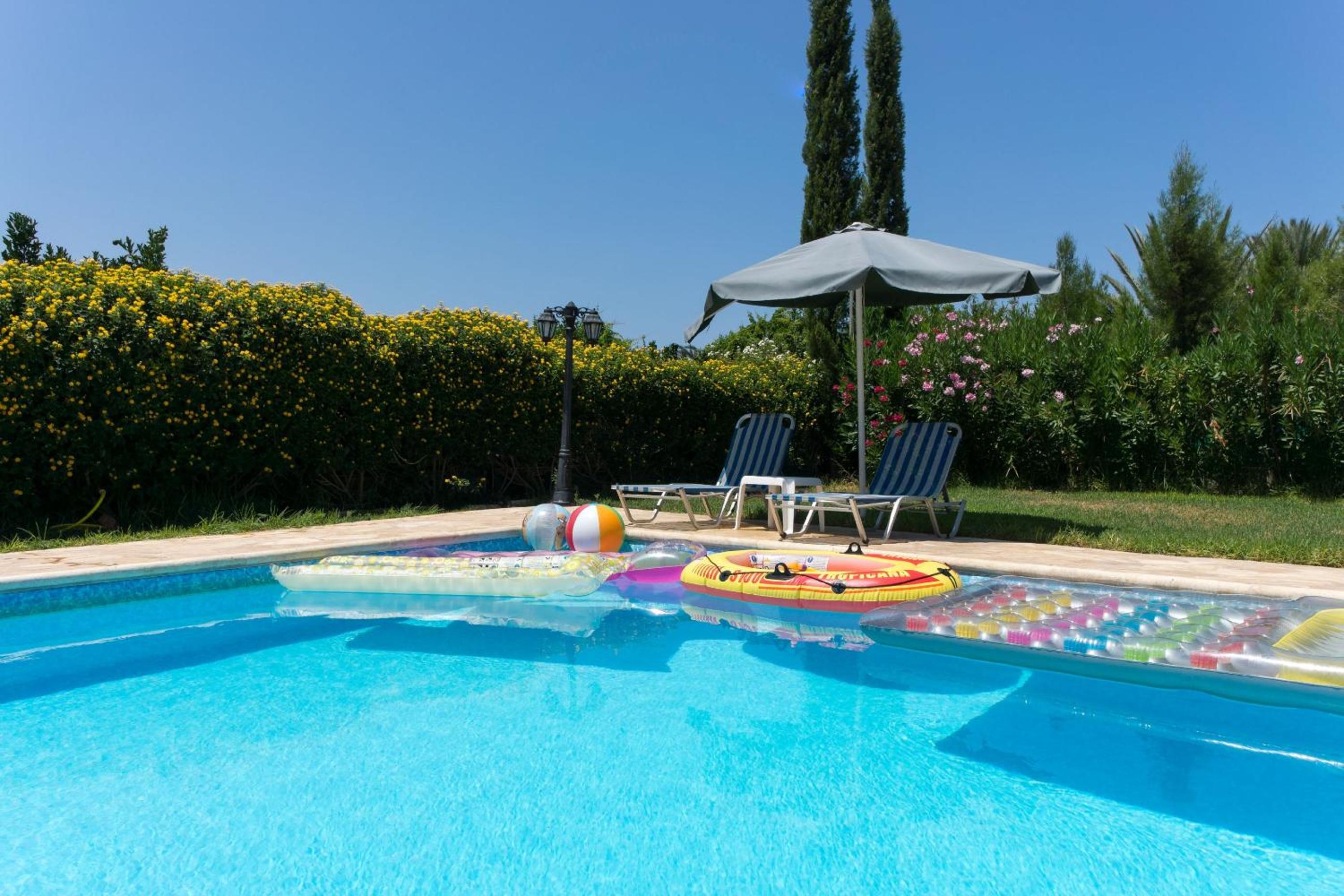 Villa Tsikkos Dio view 2