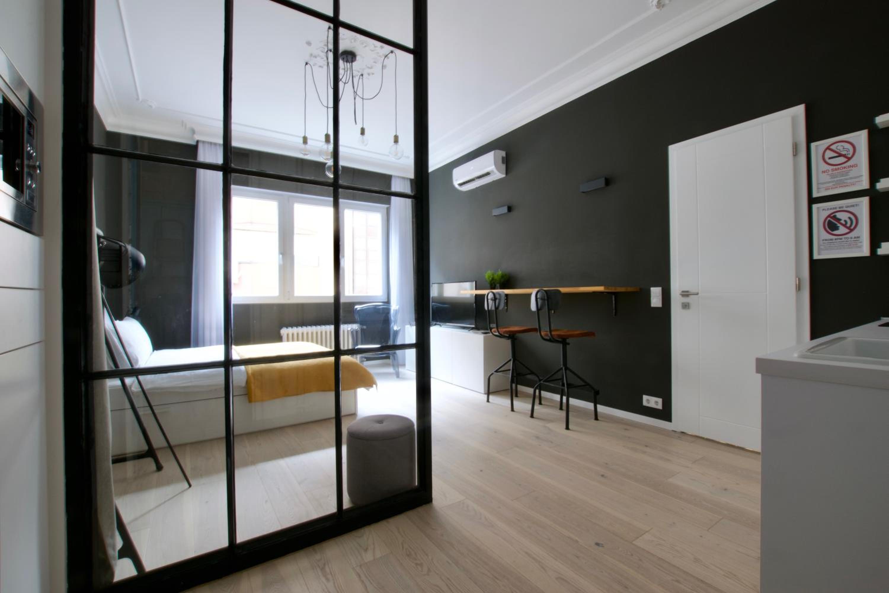 Luxury Apartment by Hi5 - Aranykéz 7 view 3