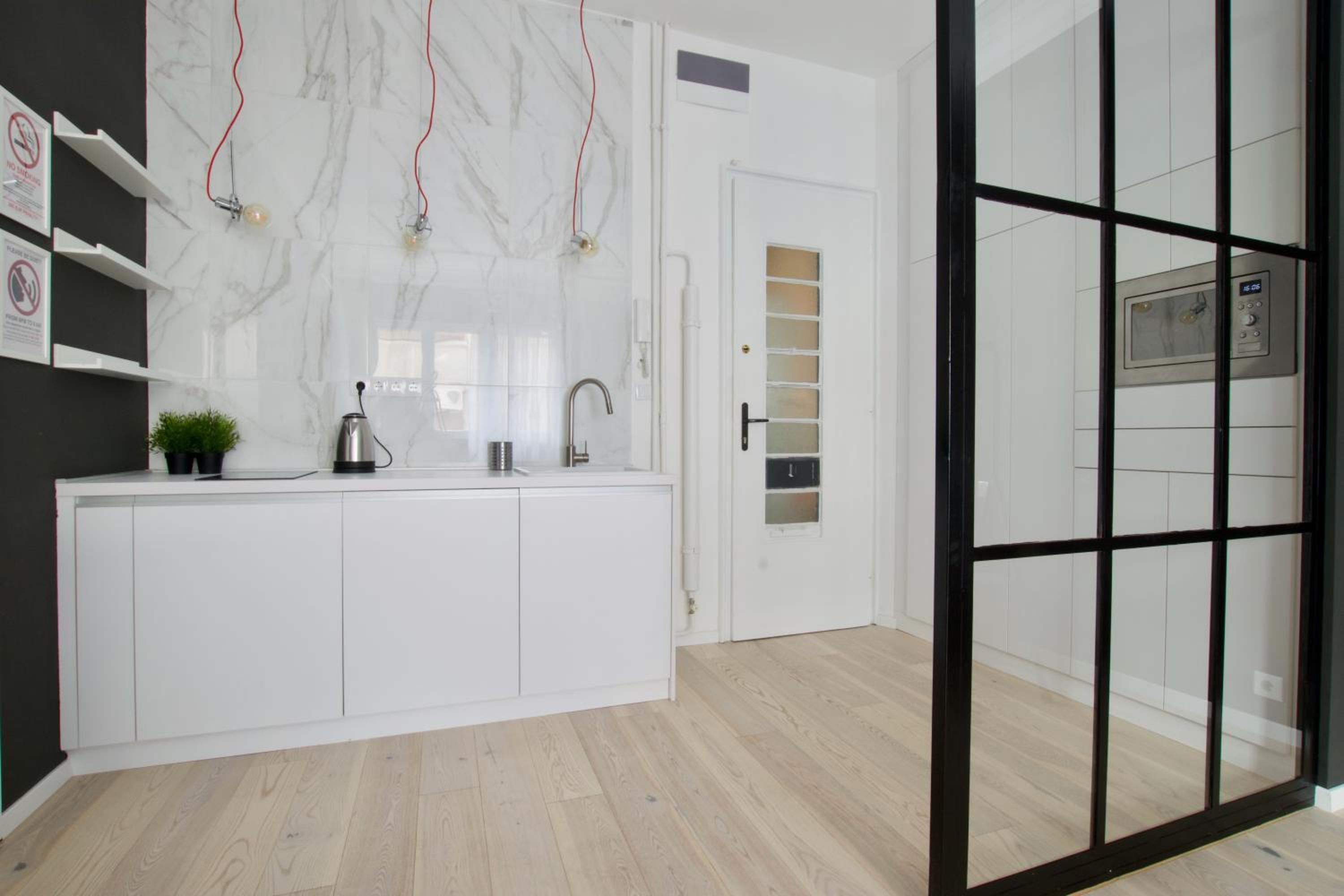 Luxury Apartment by Hi5 - Aranykéz 7 view 2