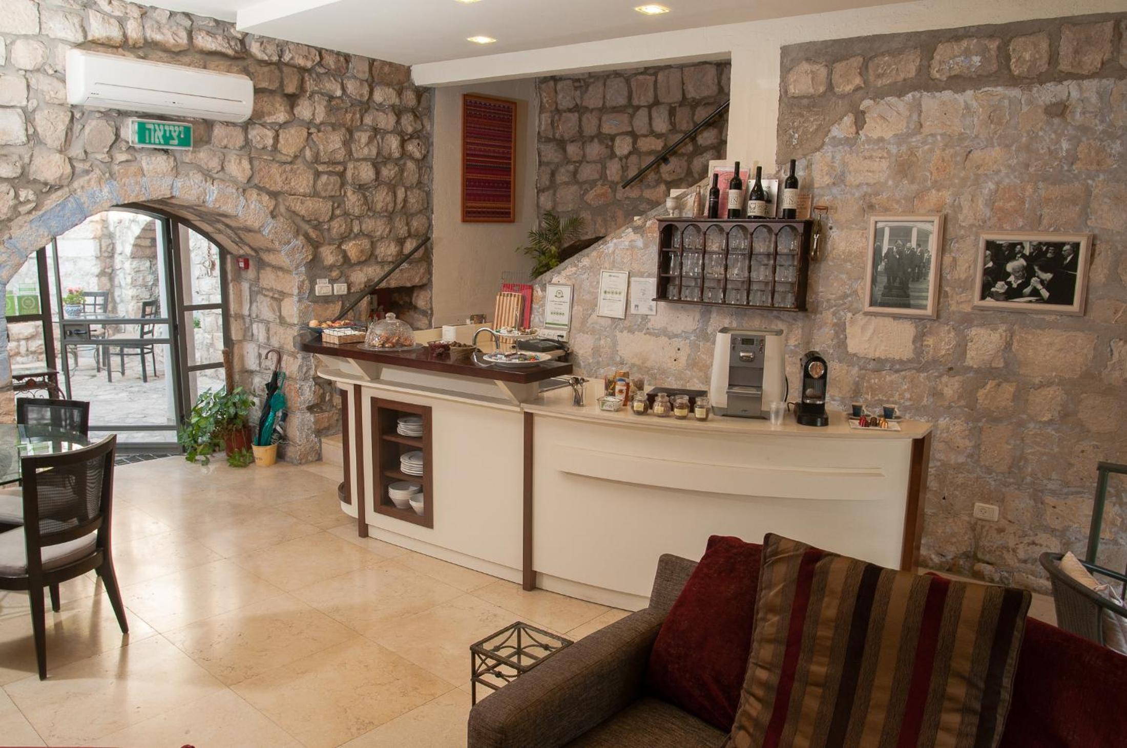 Artists' Colony Inn Zefat