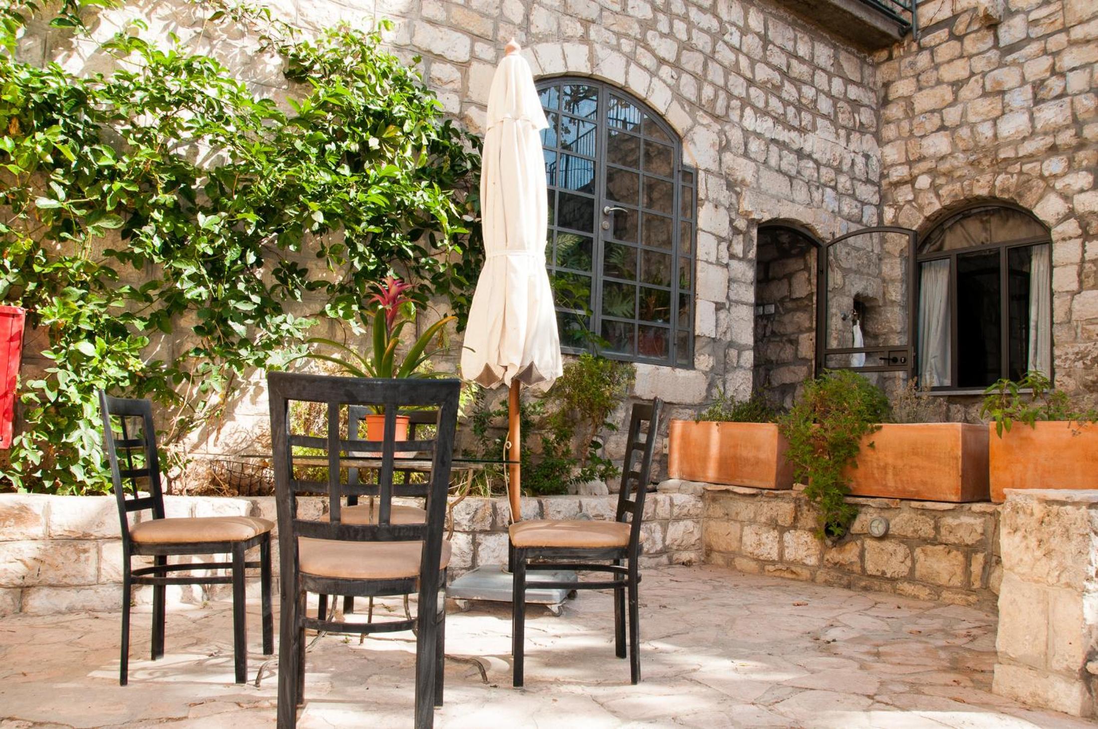 Artists' Colony Inn Zefat