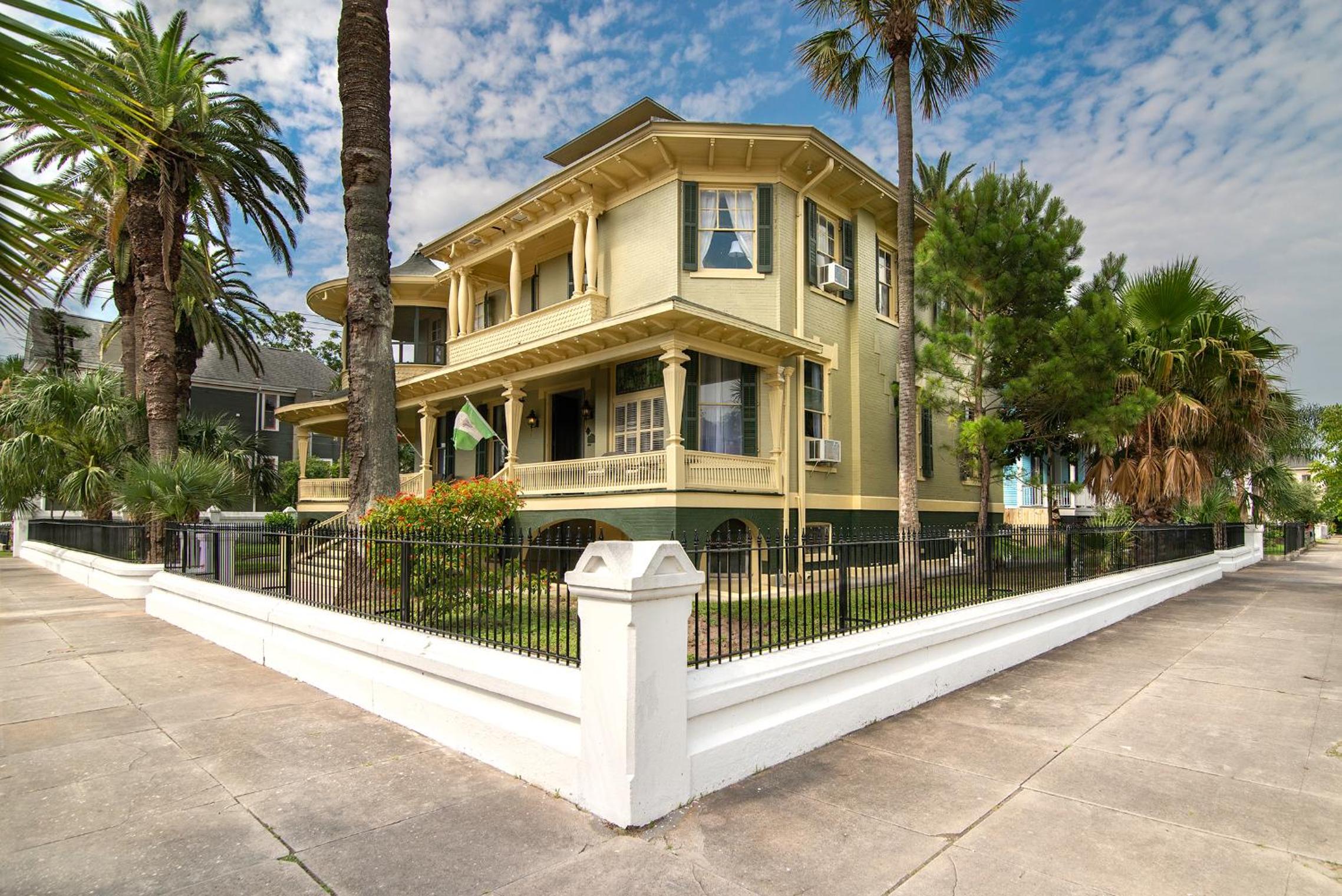 The Mansion on 17th, formerly Schaefer Haus view 3