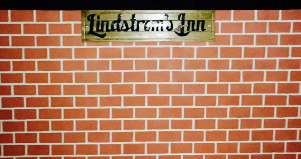 Lindstrom's Inn