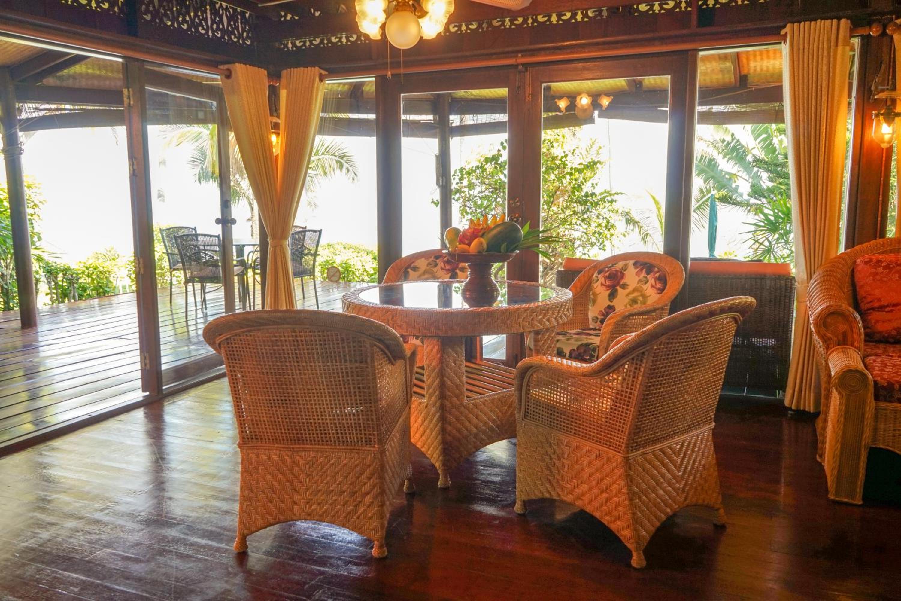 The Natives Samui