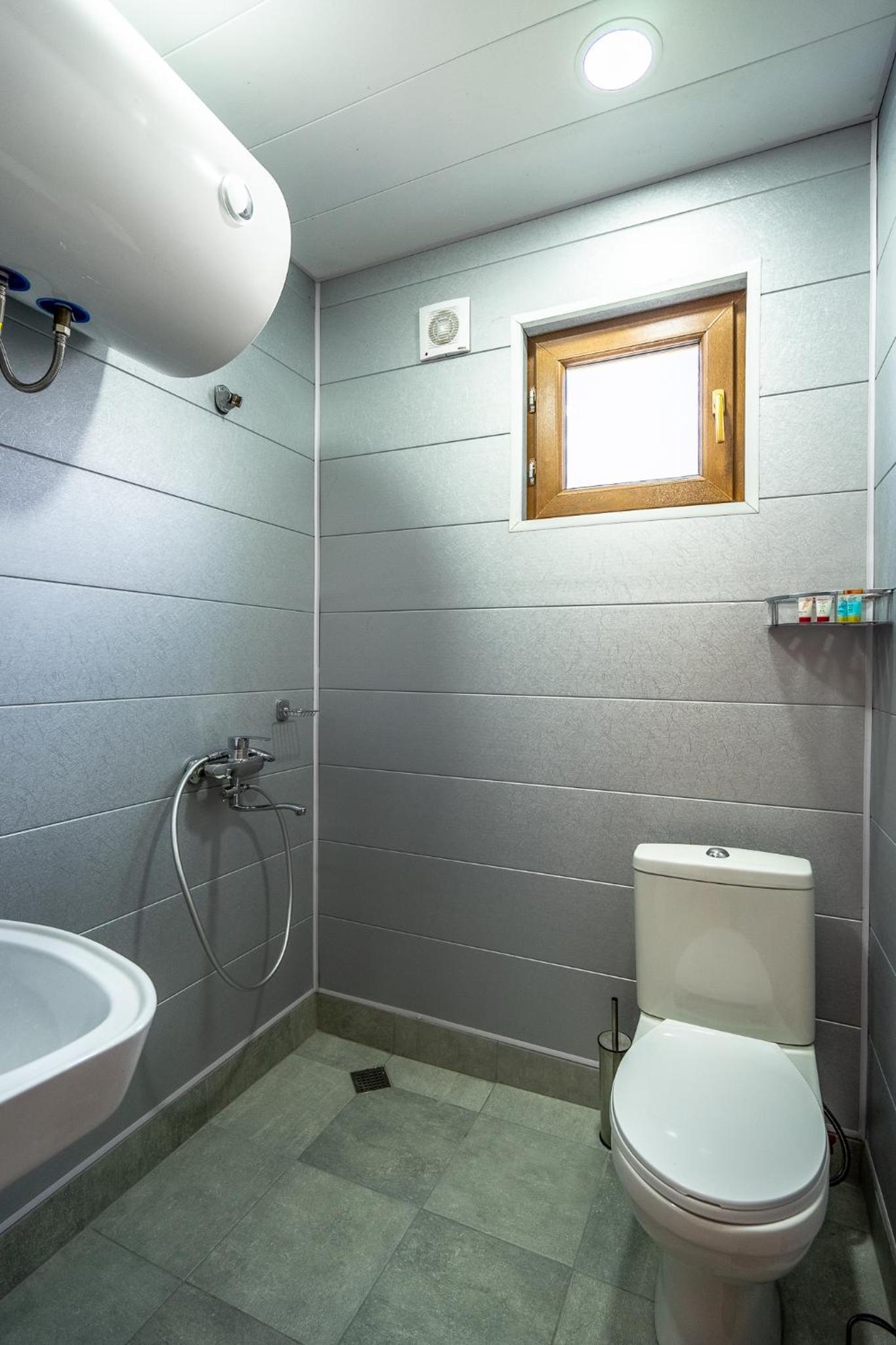 Badishi Guesthouse