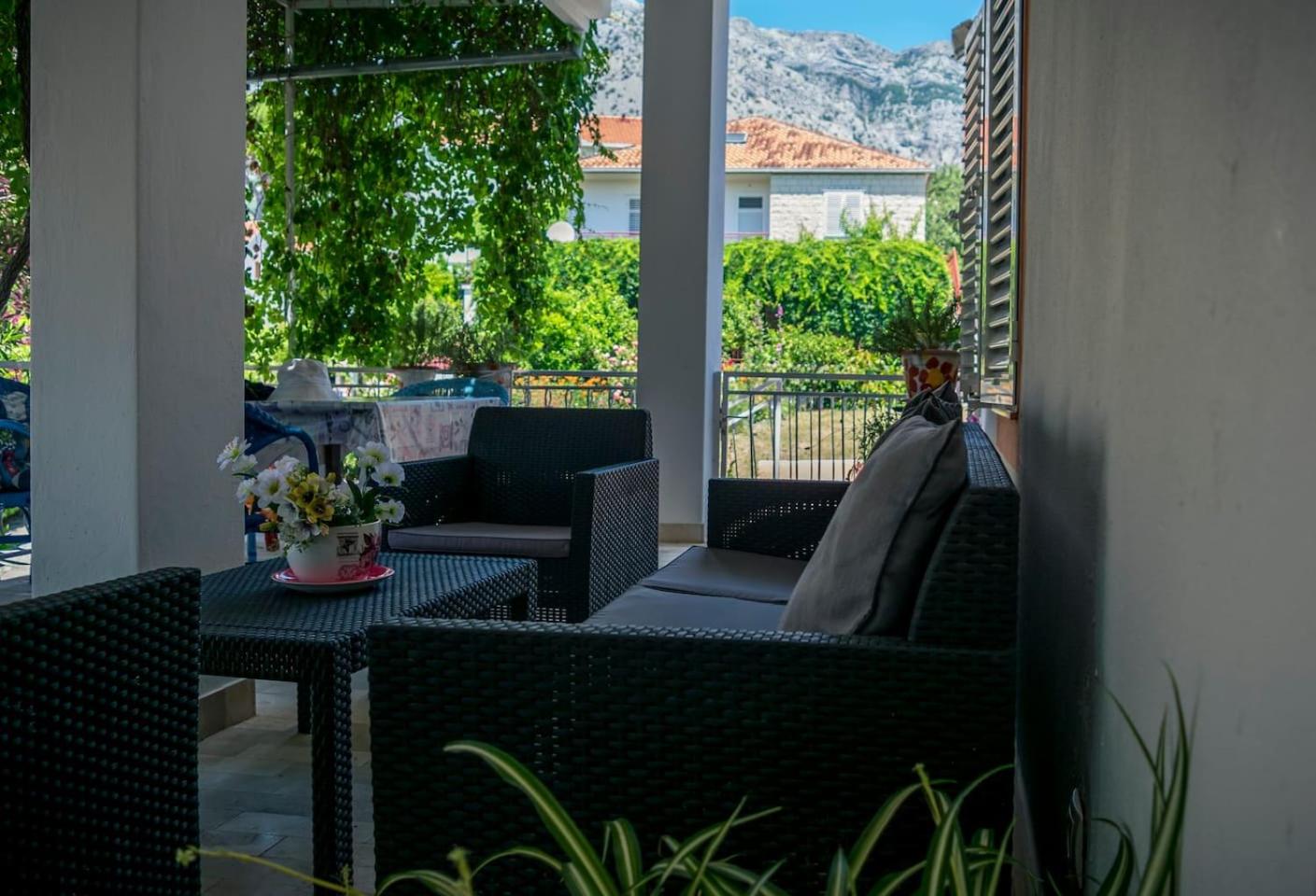 Vacation house near sea & beaches with HEATED POOL & BBQ view 5