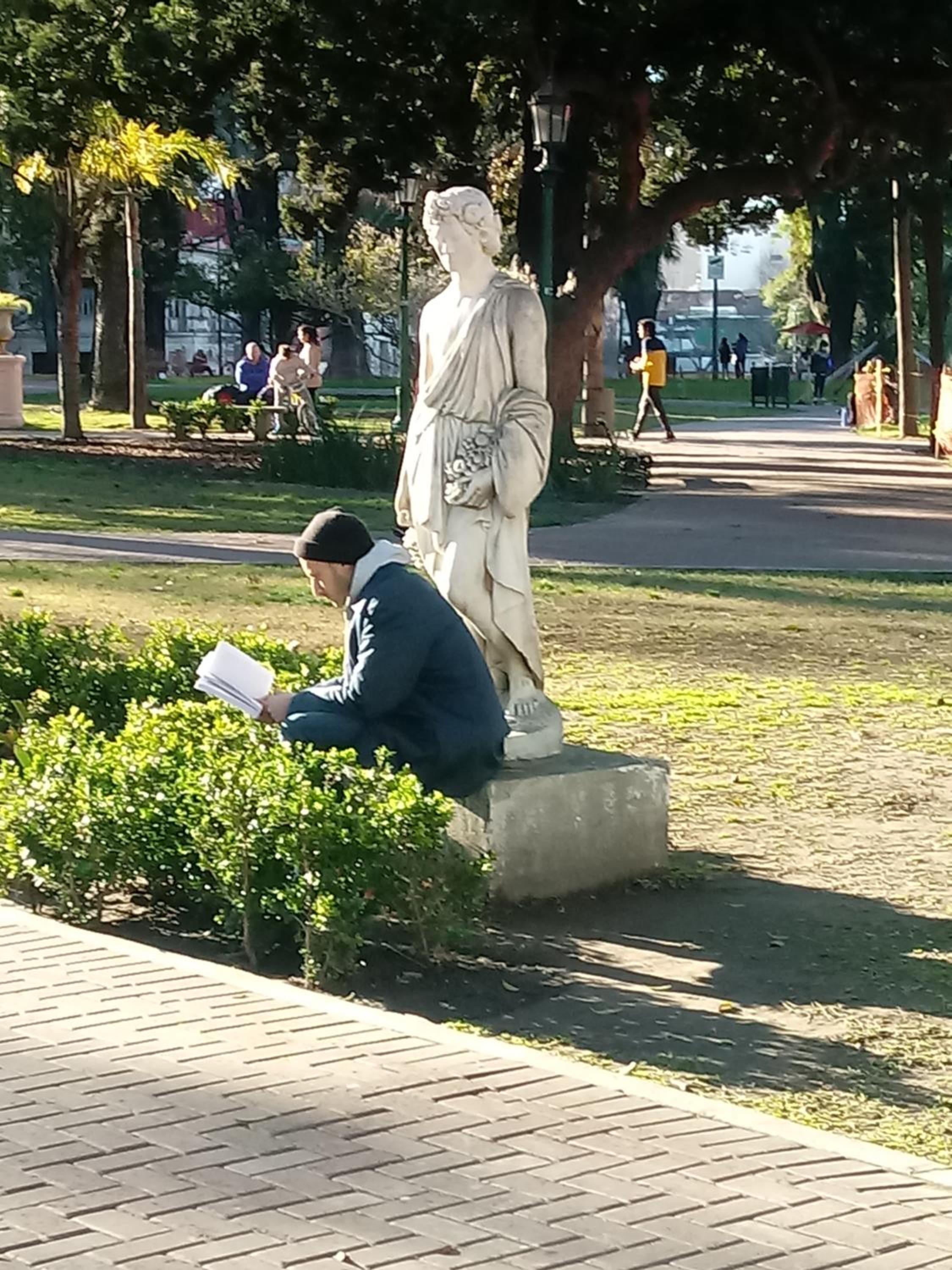 Calido en Parque Lezama