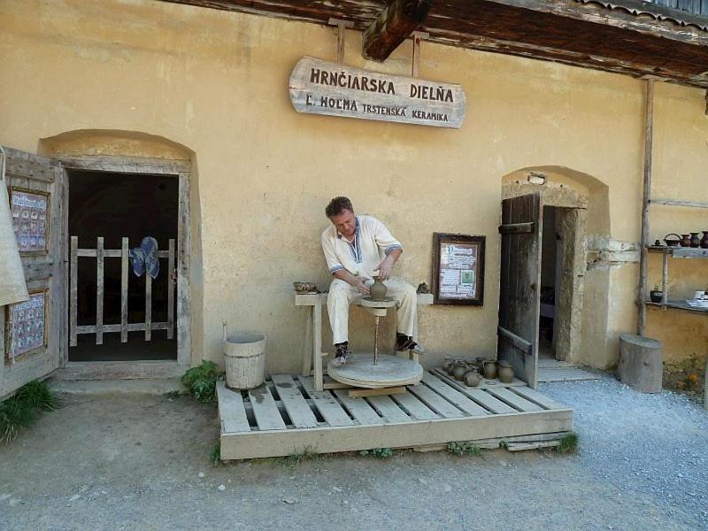 Photo 27
