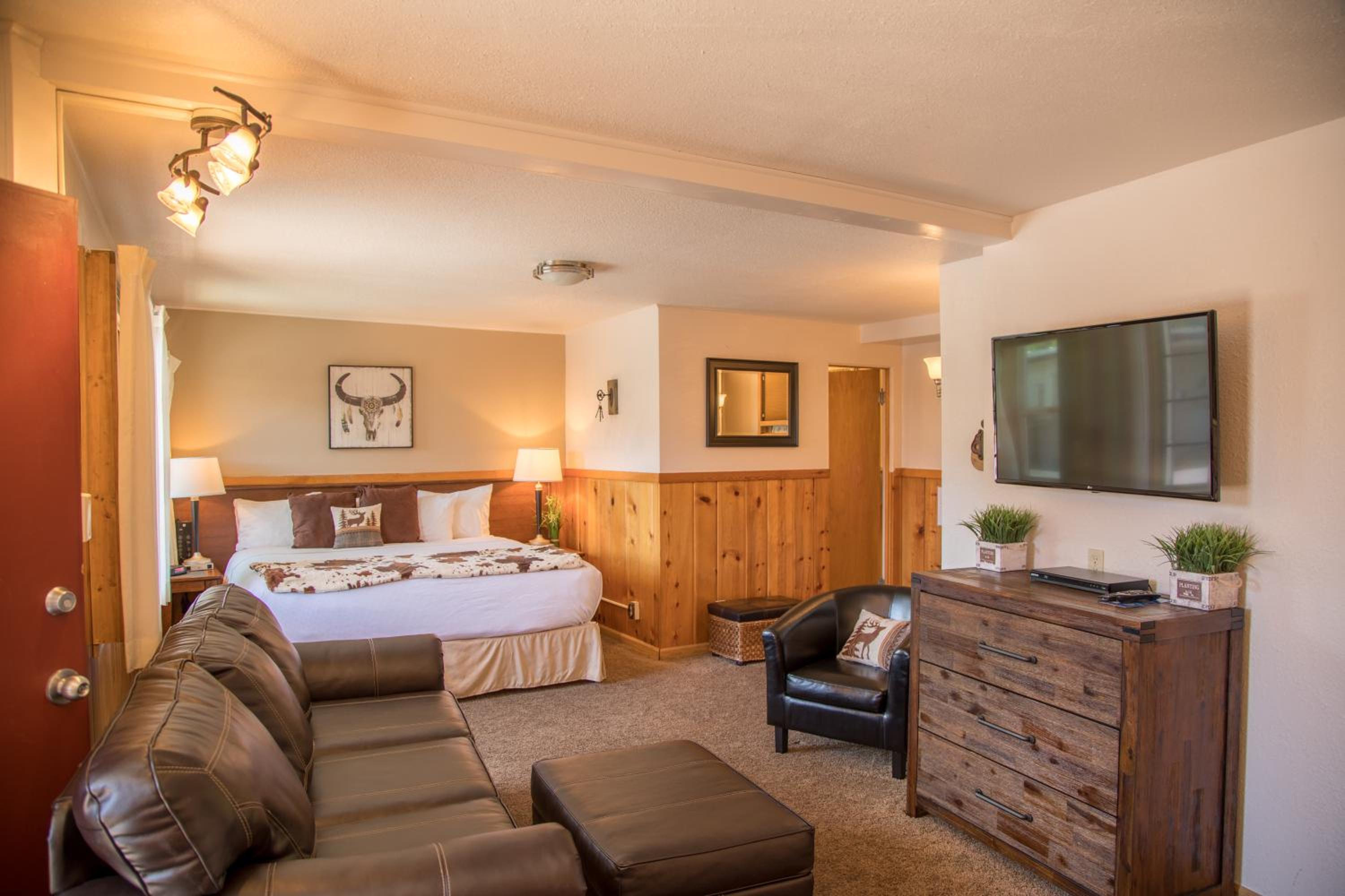Alpine Trail Ridge Inn - Property Image 69