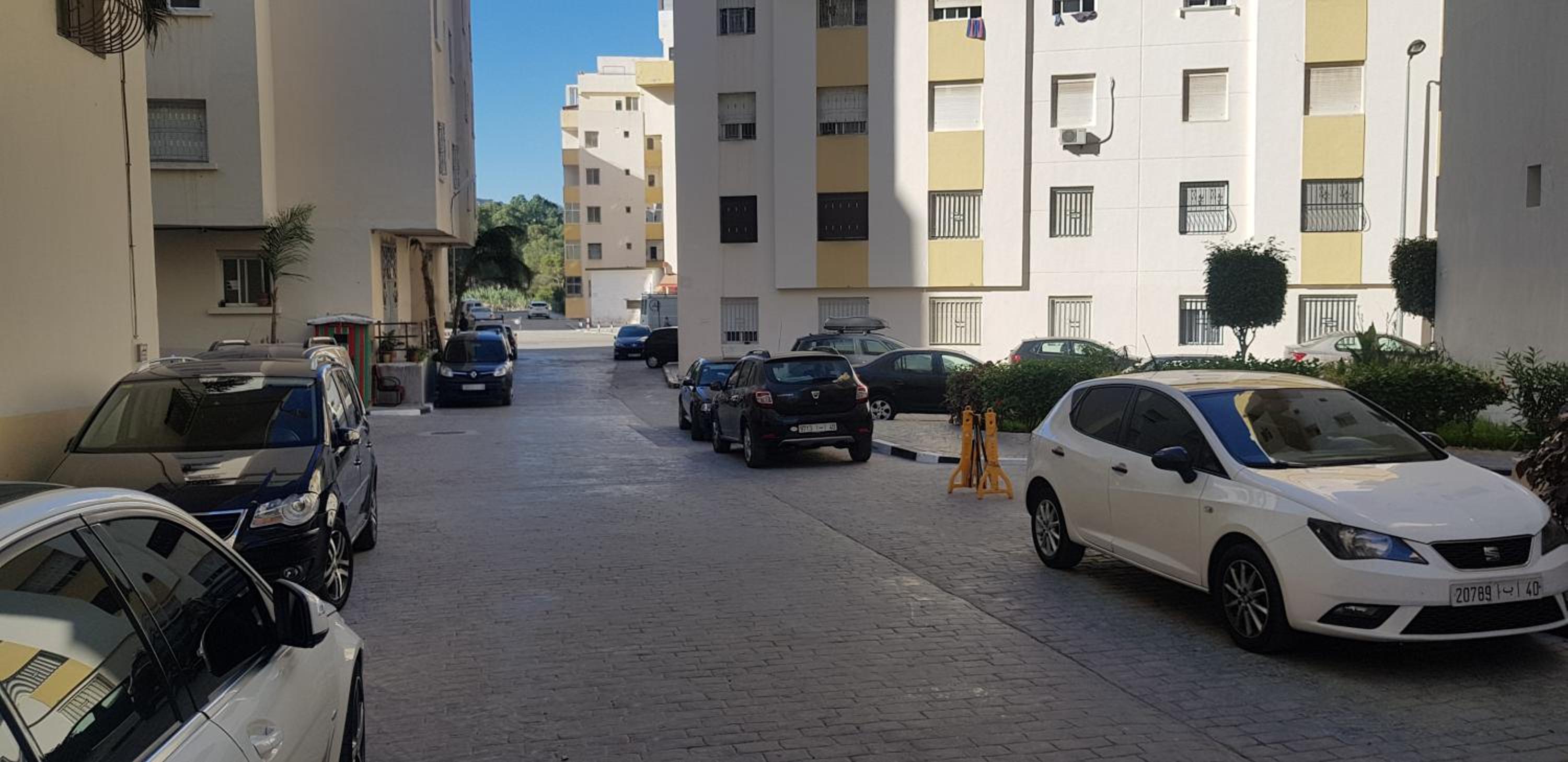Appart ZIAD TANGER - Terasse & Free WIFI Fibre Optic view 3