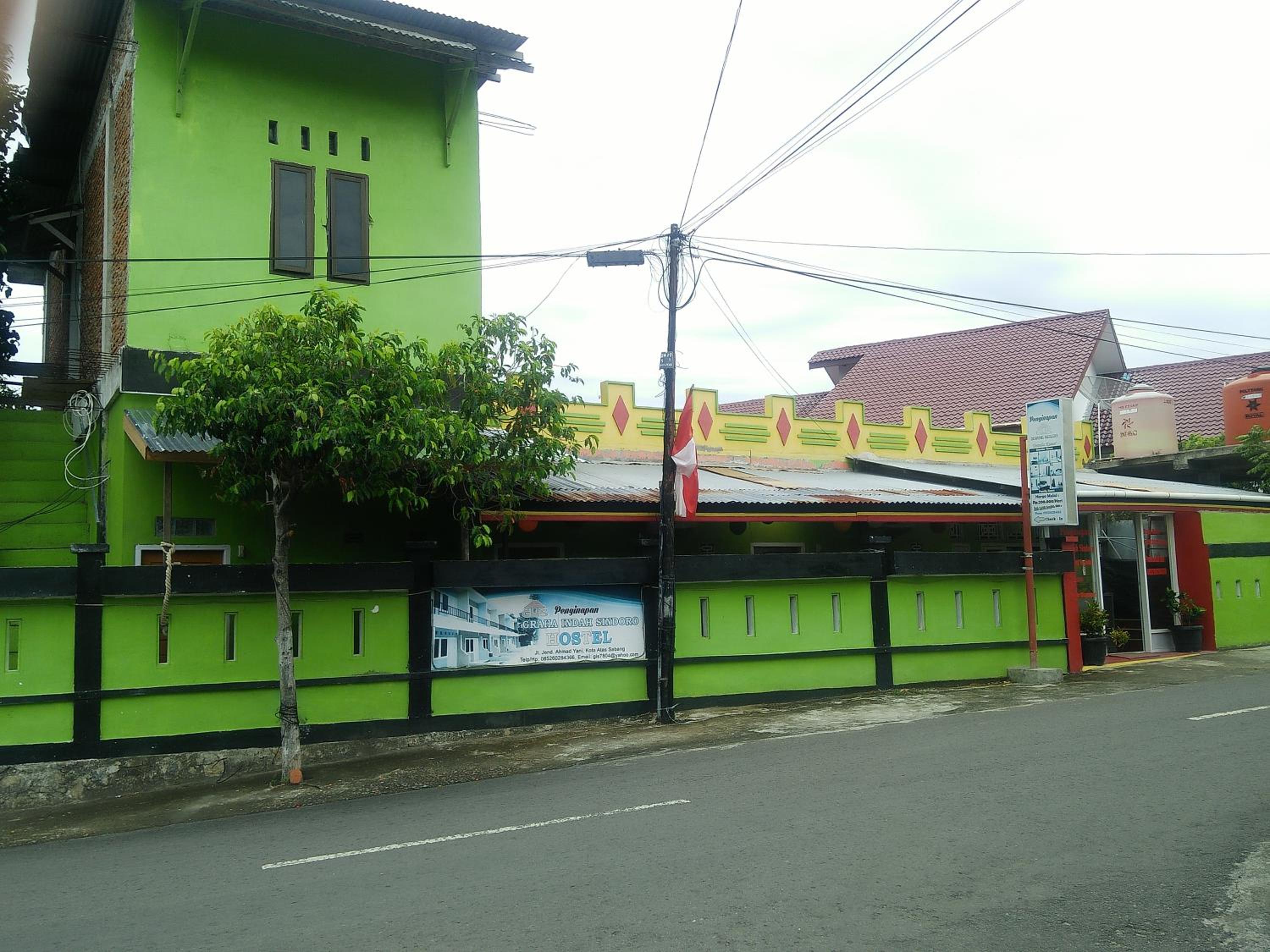 RedDoorz Syariah near Paradiso Beach Sabang view 2