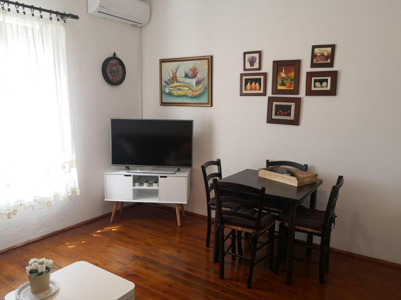 Photo 44