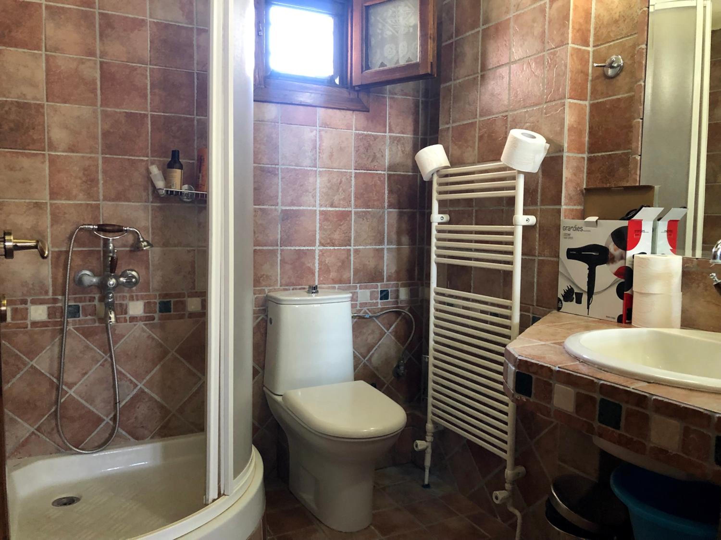 Photo 48