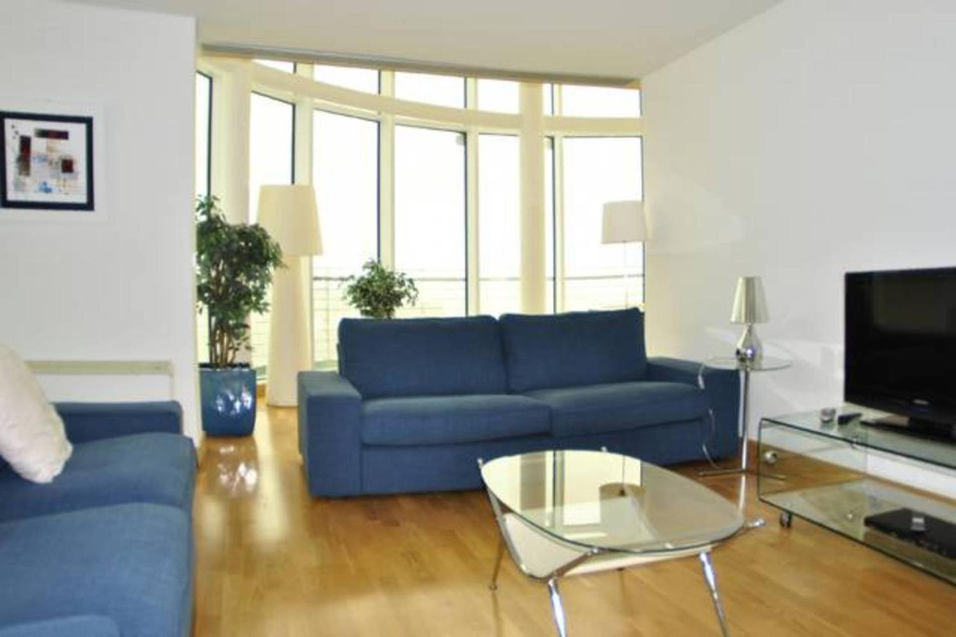 Parque Nacoes Prime Apartments view 3