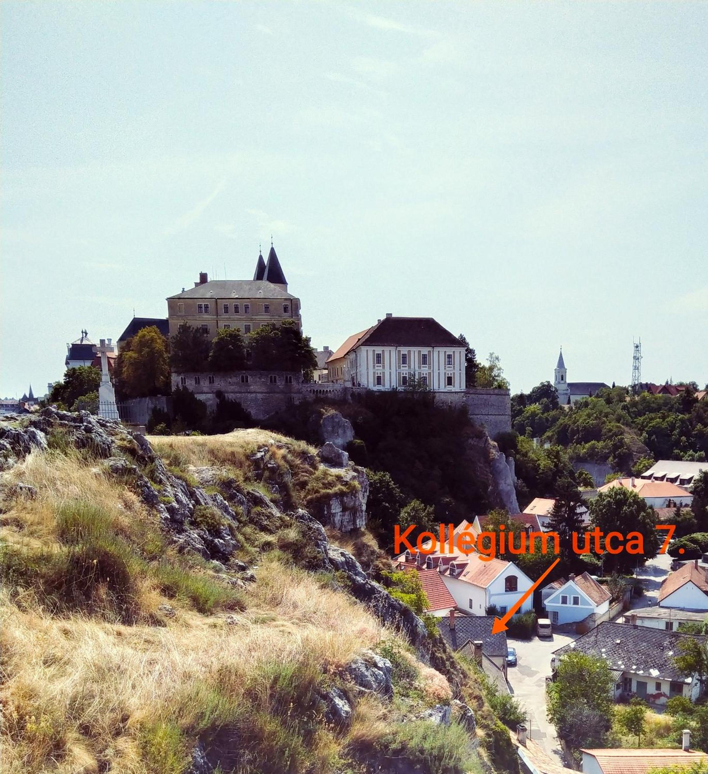 Photo 28