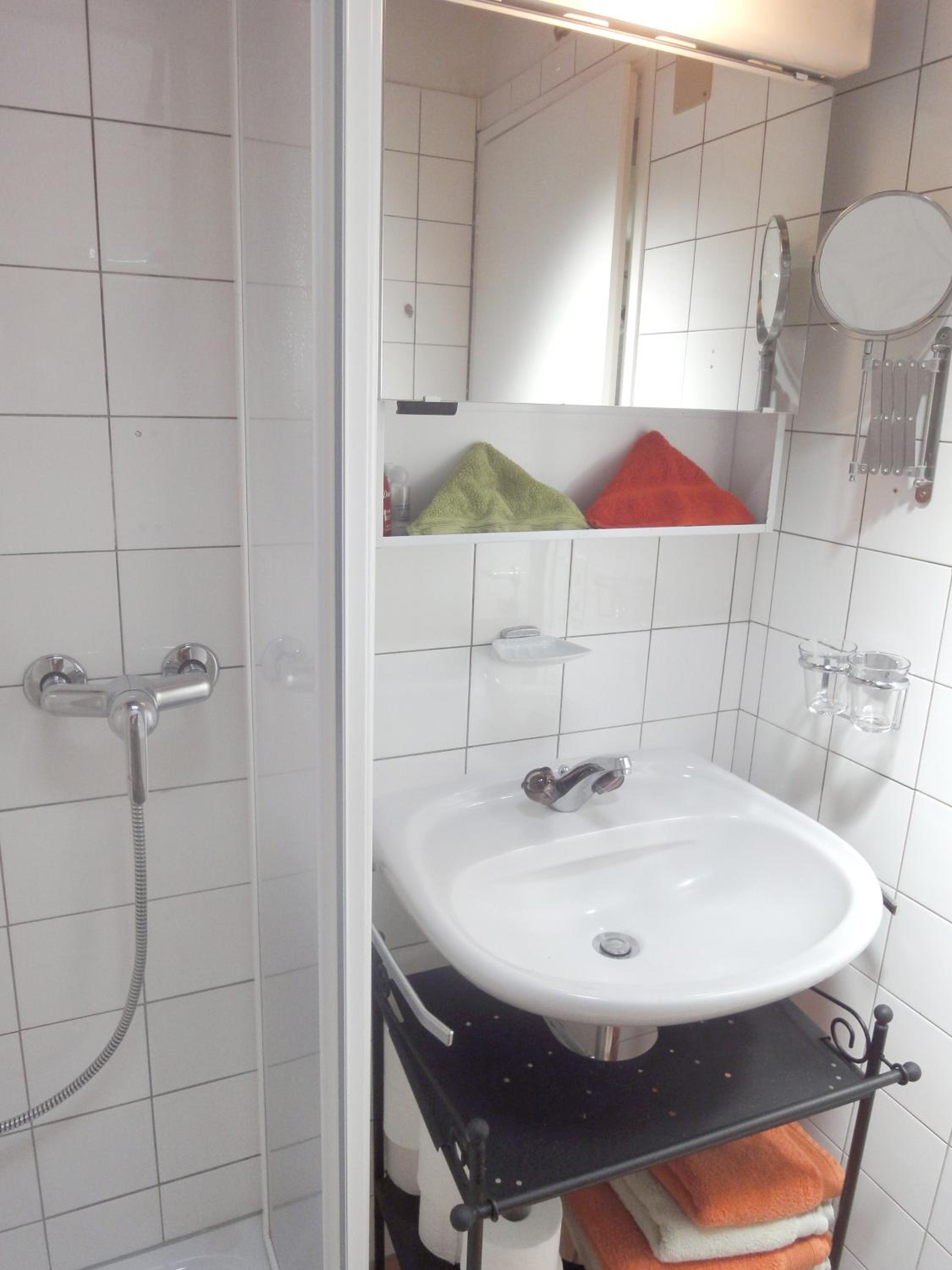 Casa Aries & Studio Aurora - mit Pool, in Cavigliano nur 8 km von Ascona und Locarno entfernt