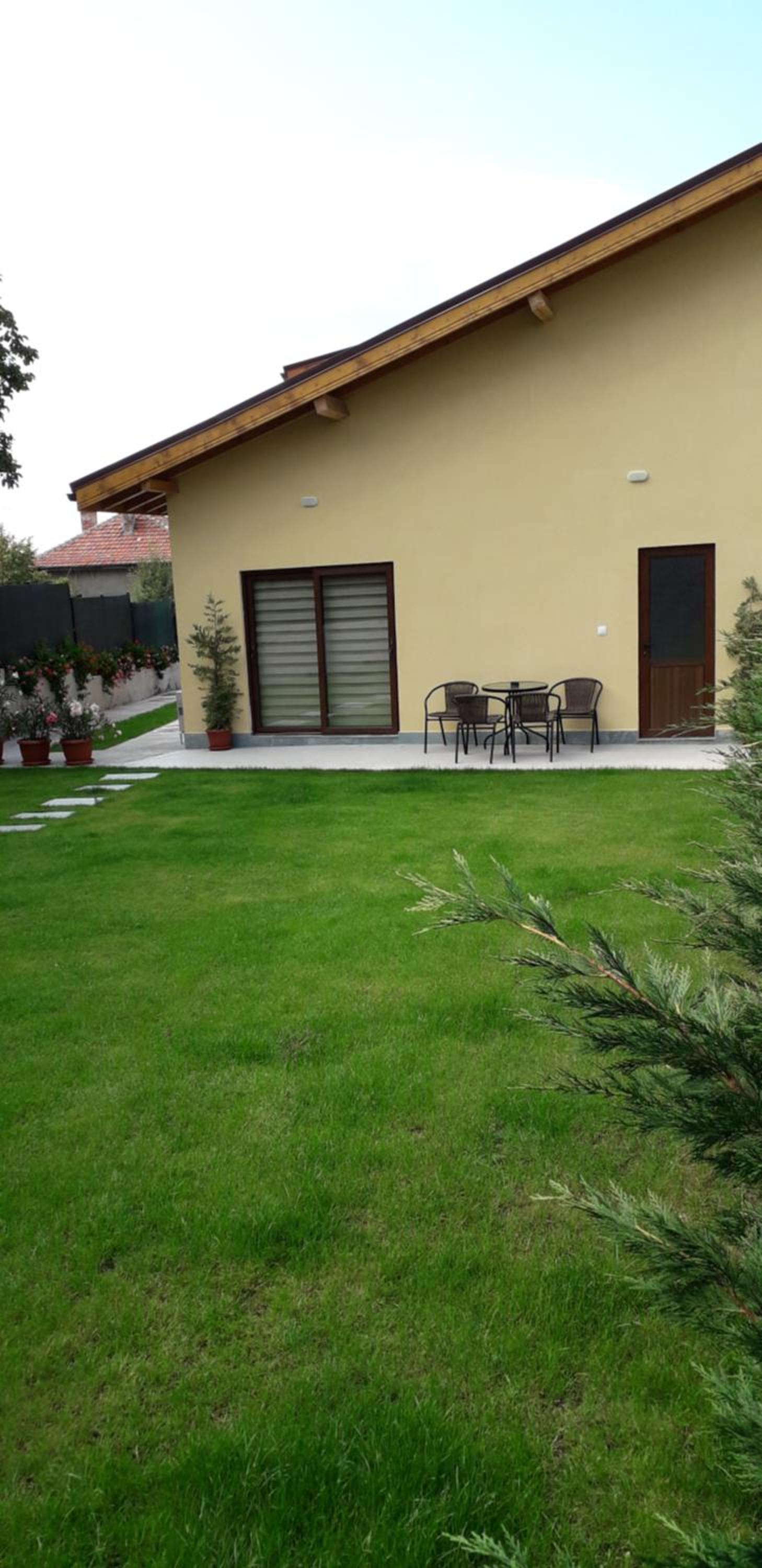 Guest House Ideal