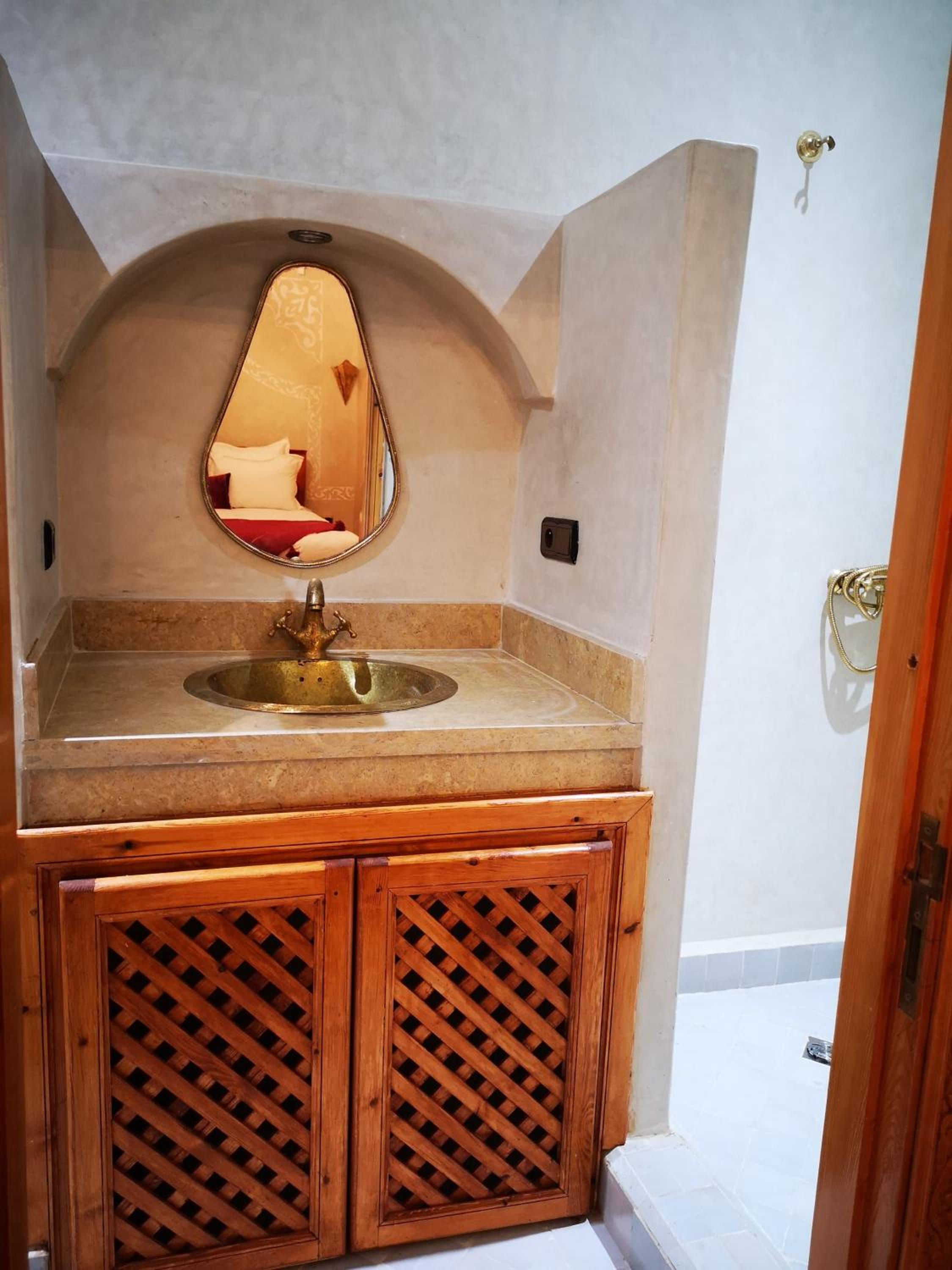 Riad Azra 12