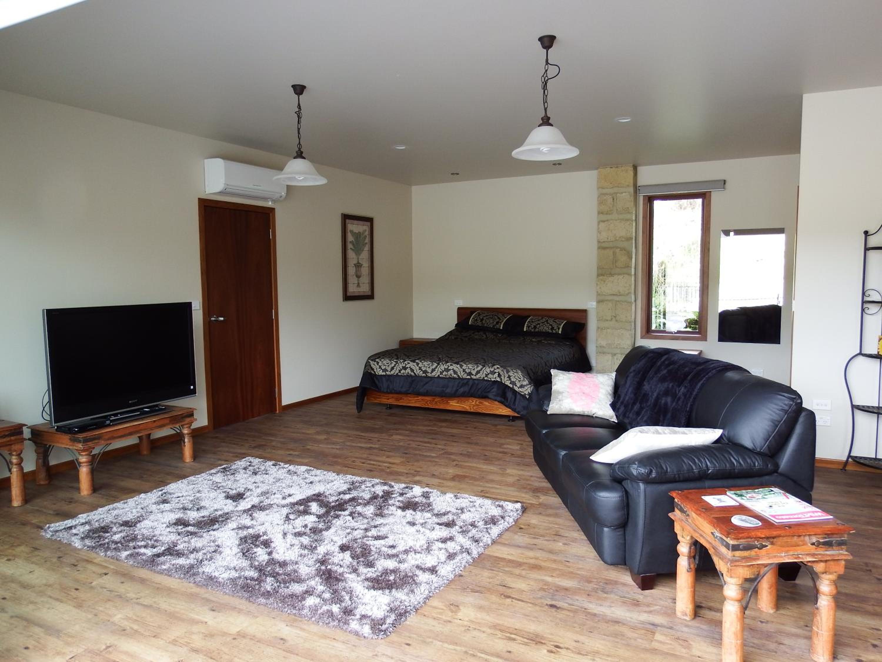 Mahana Farm Cottage view 2