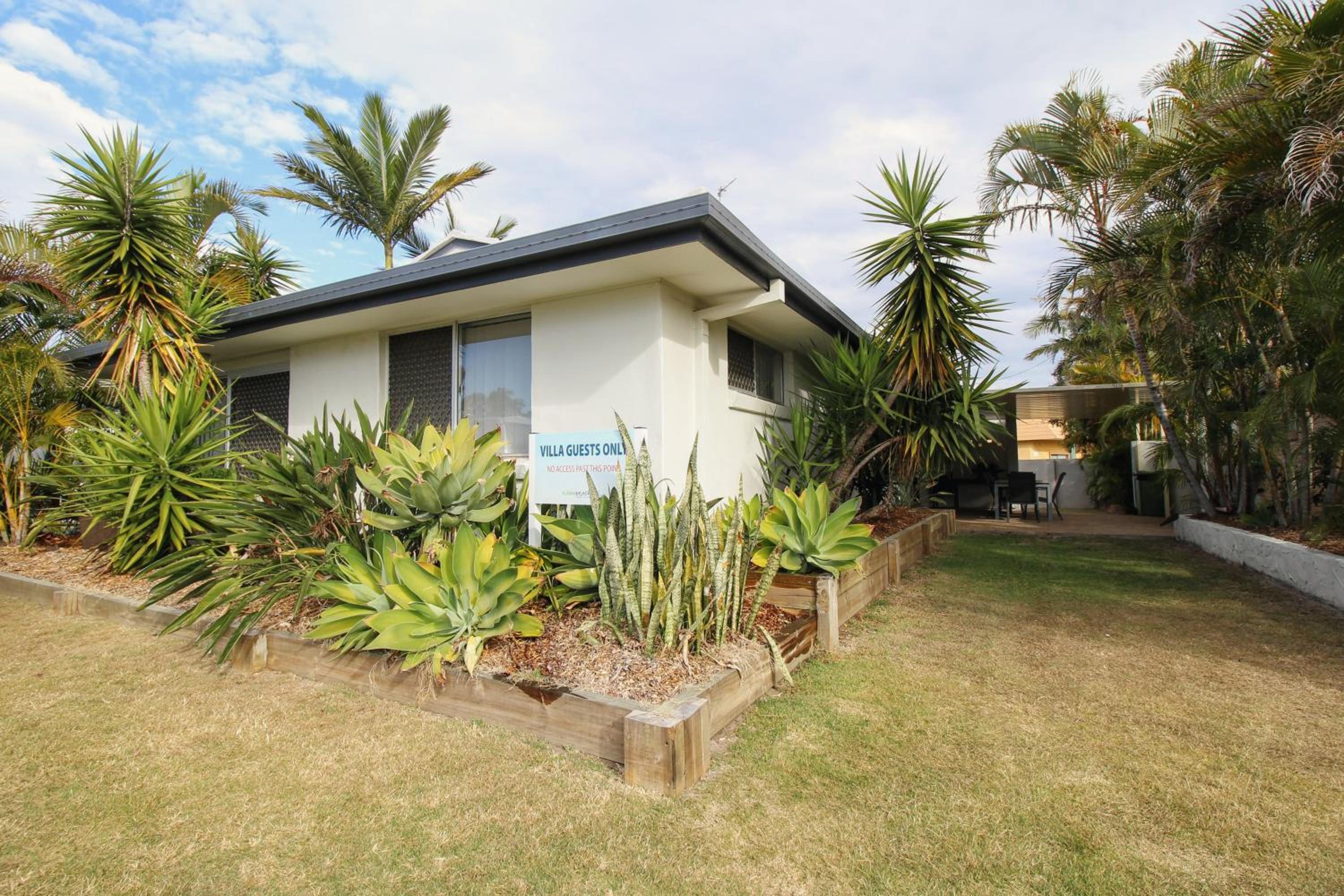 Nobby Beach Holiday Village