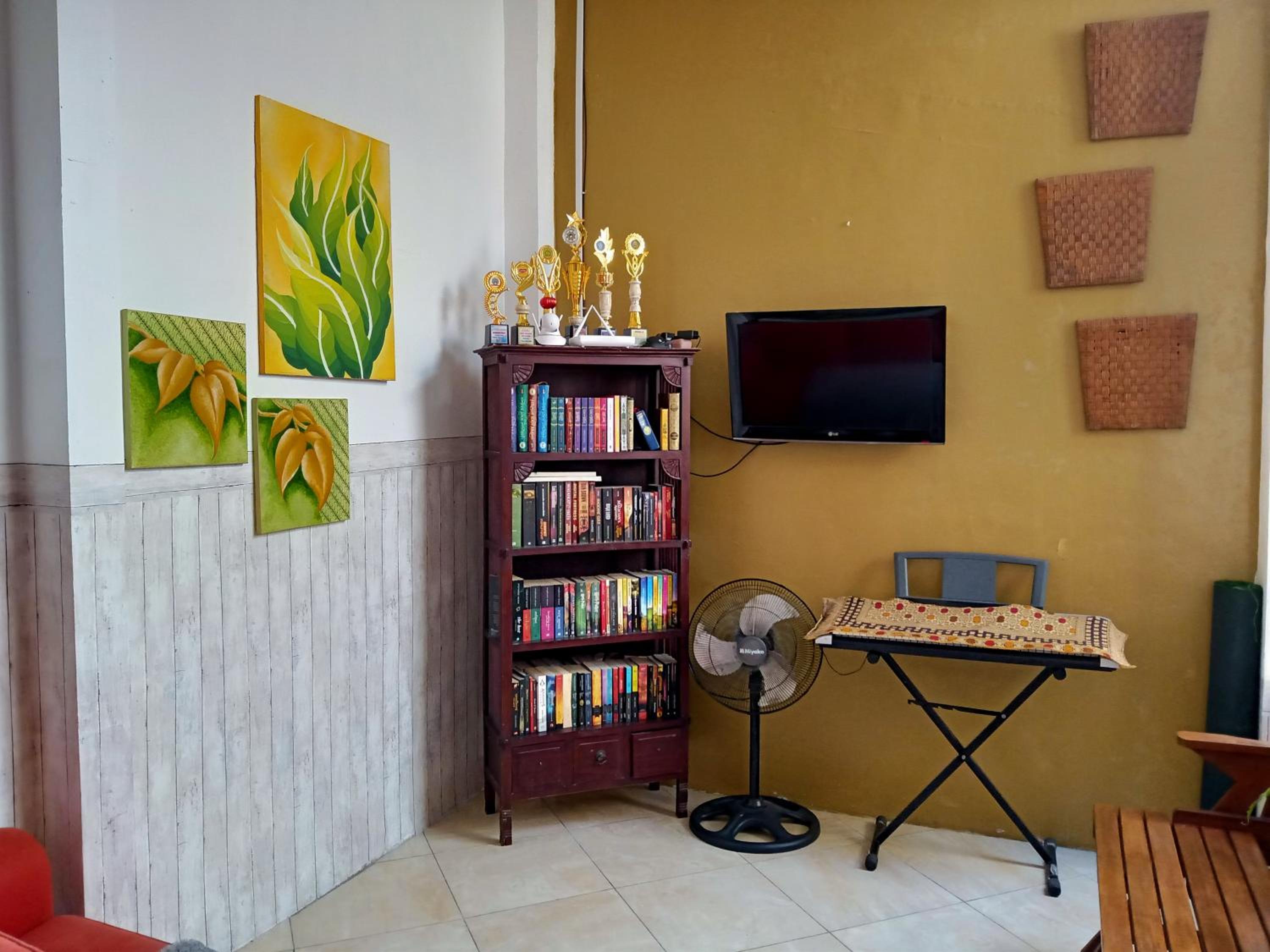 Photo 10