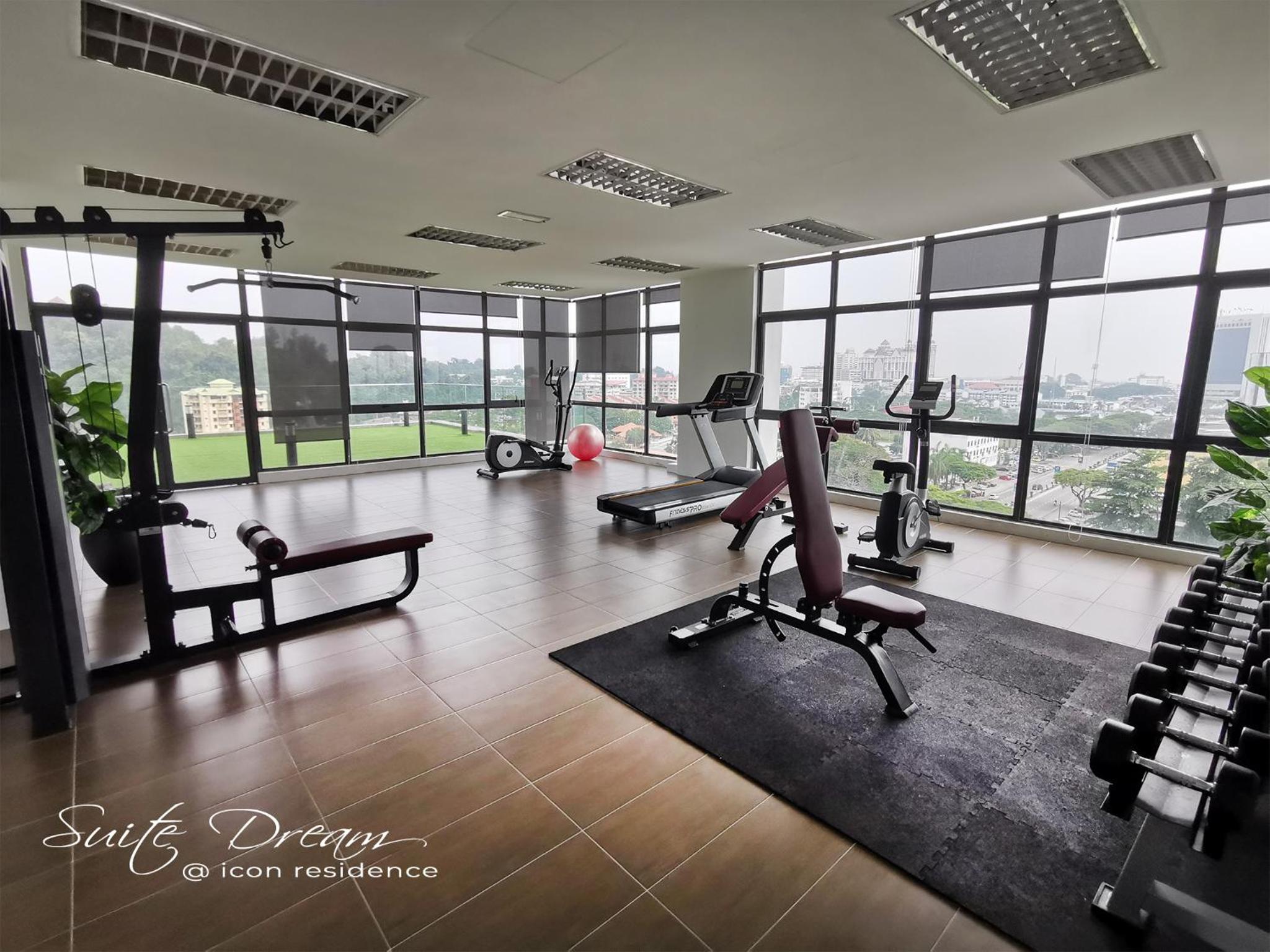 Suite Dream@Icon Residence