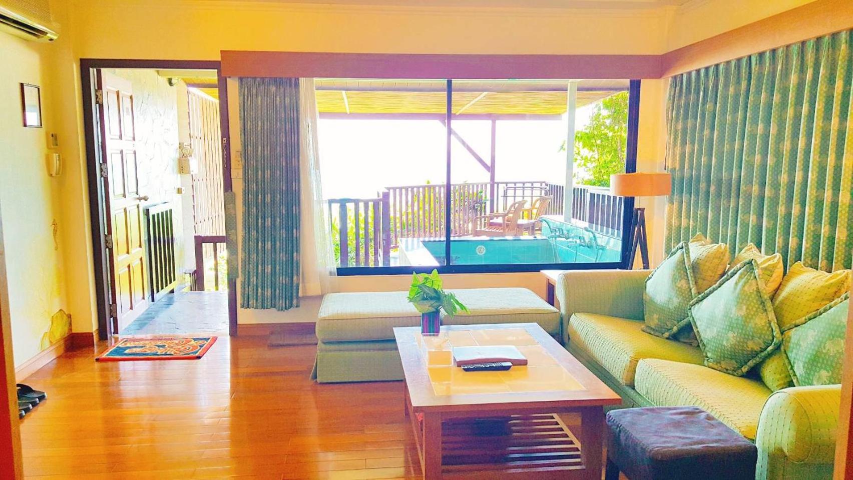 Birds and Bees Resort