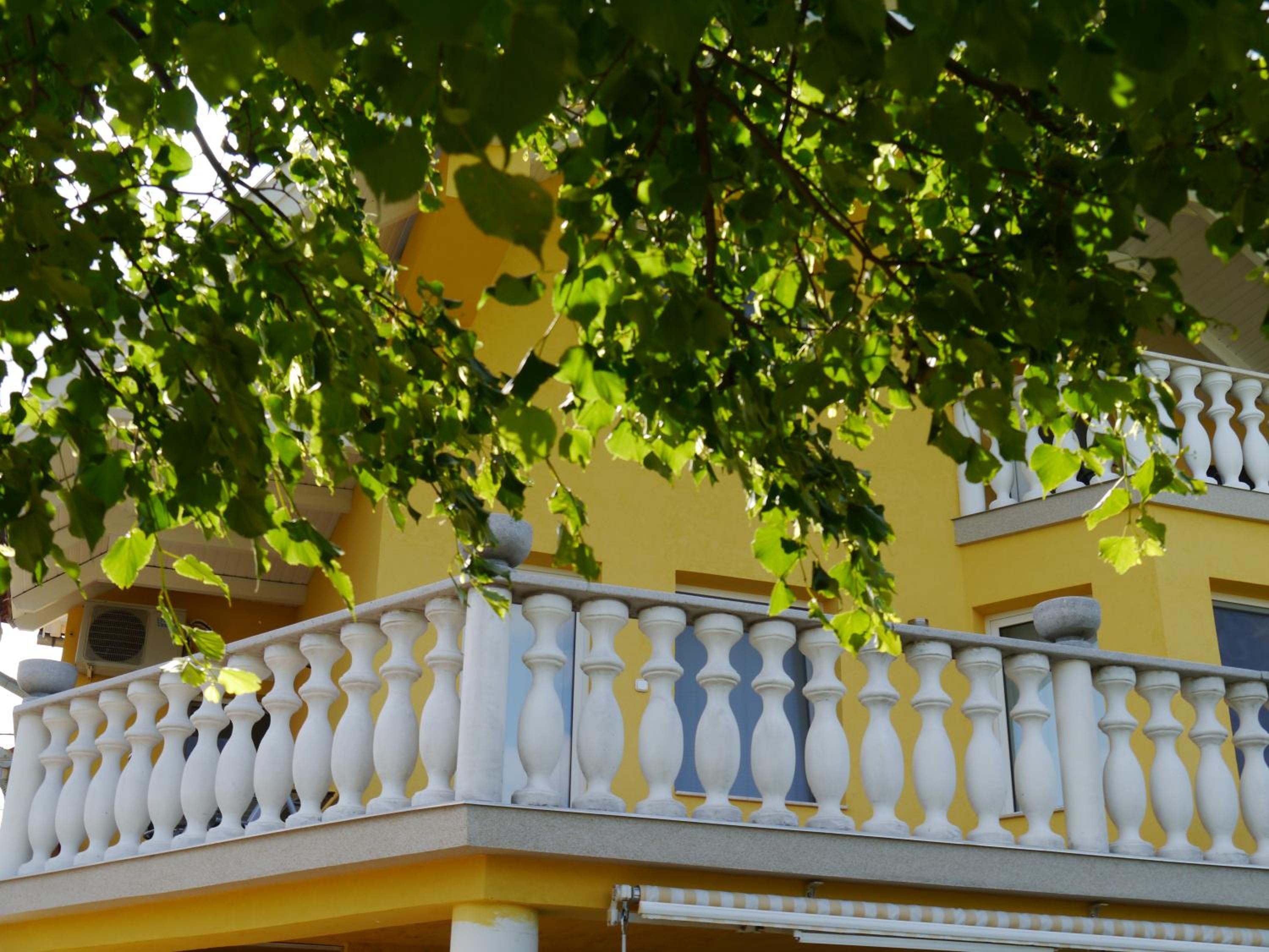 Hévíz -Alsópáhok Villa-Erika Apartman view 4