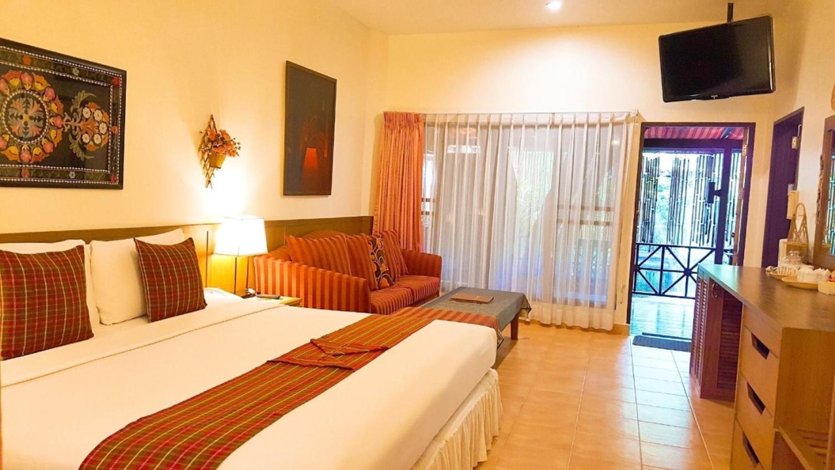 Birds and Bees Resort