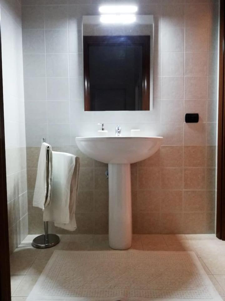 Remarè en Gallipoli — bathroom