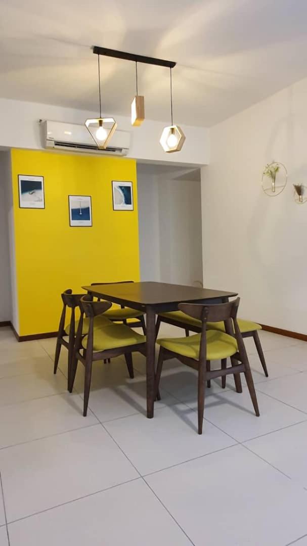 The Landmark by Katana 4BR Luxury Seaview Homestay Gurney无敌海景四房套房 photo 6