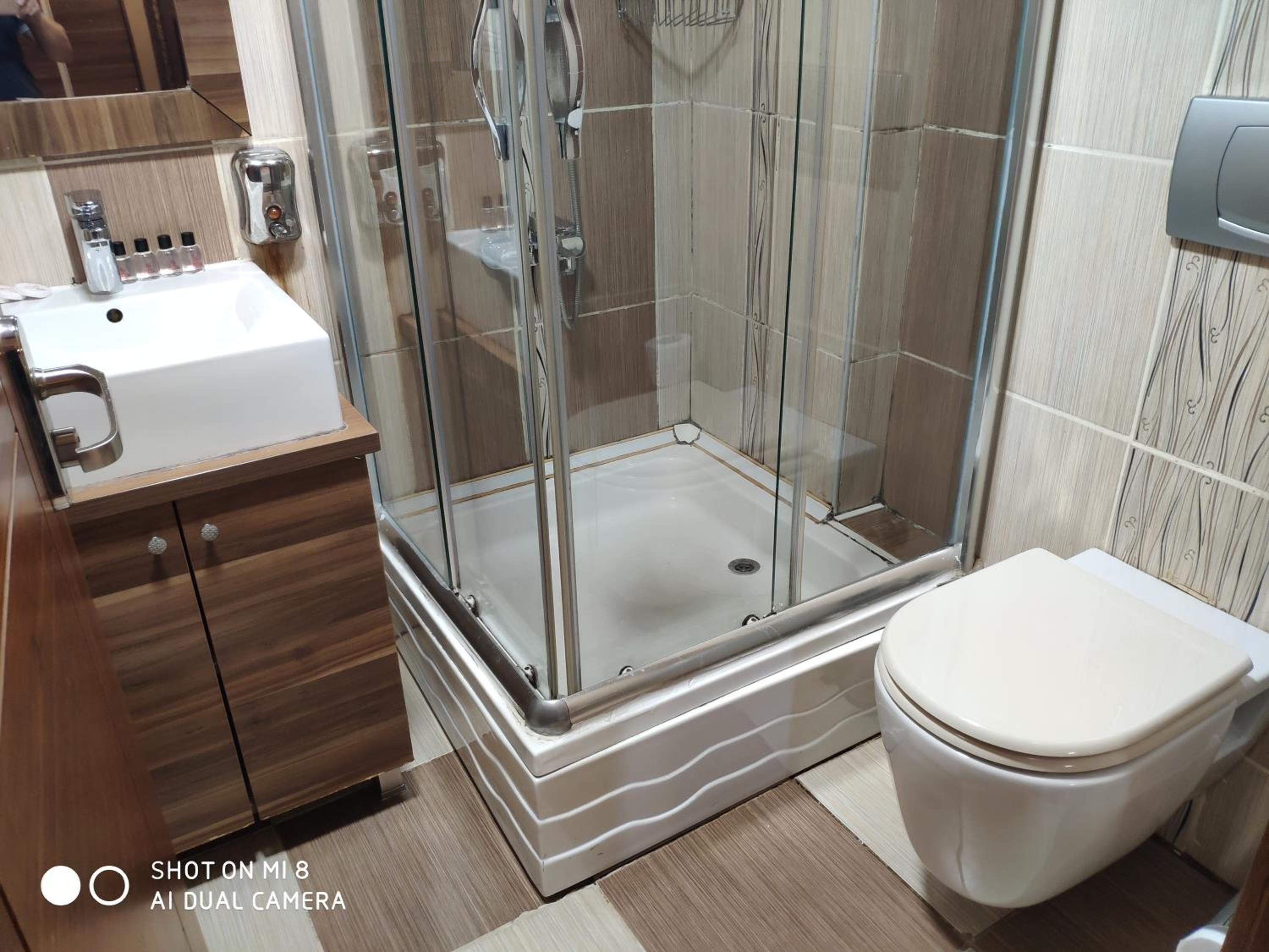 Hotel Bazaar becomes Bazaar Otel. - Image 44