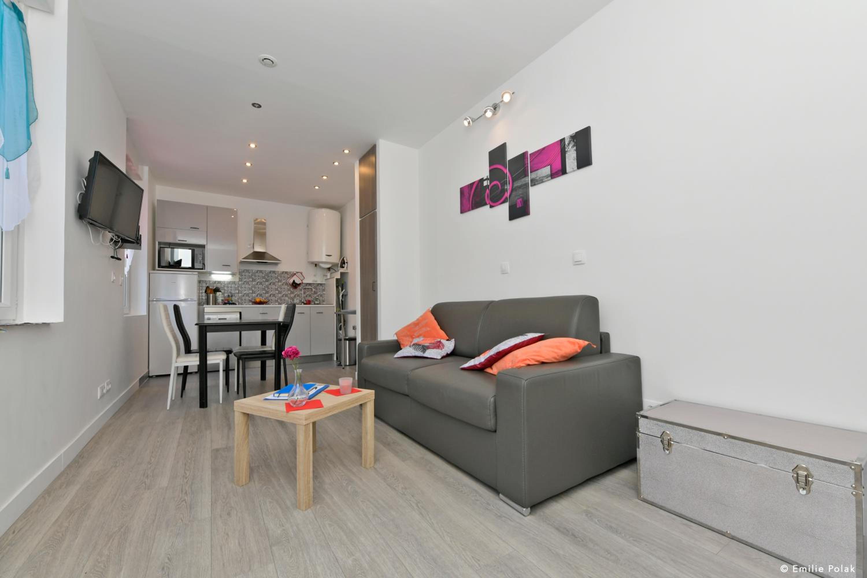 Comme à la Maison - BELLEVUE