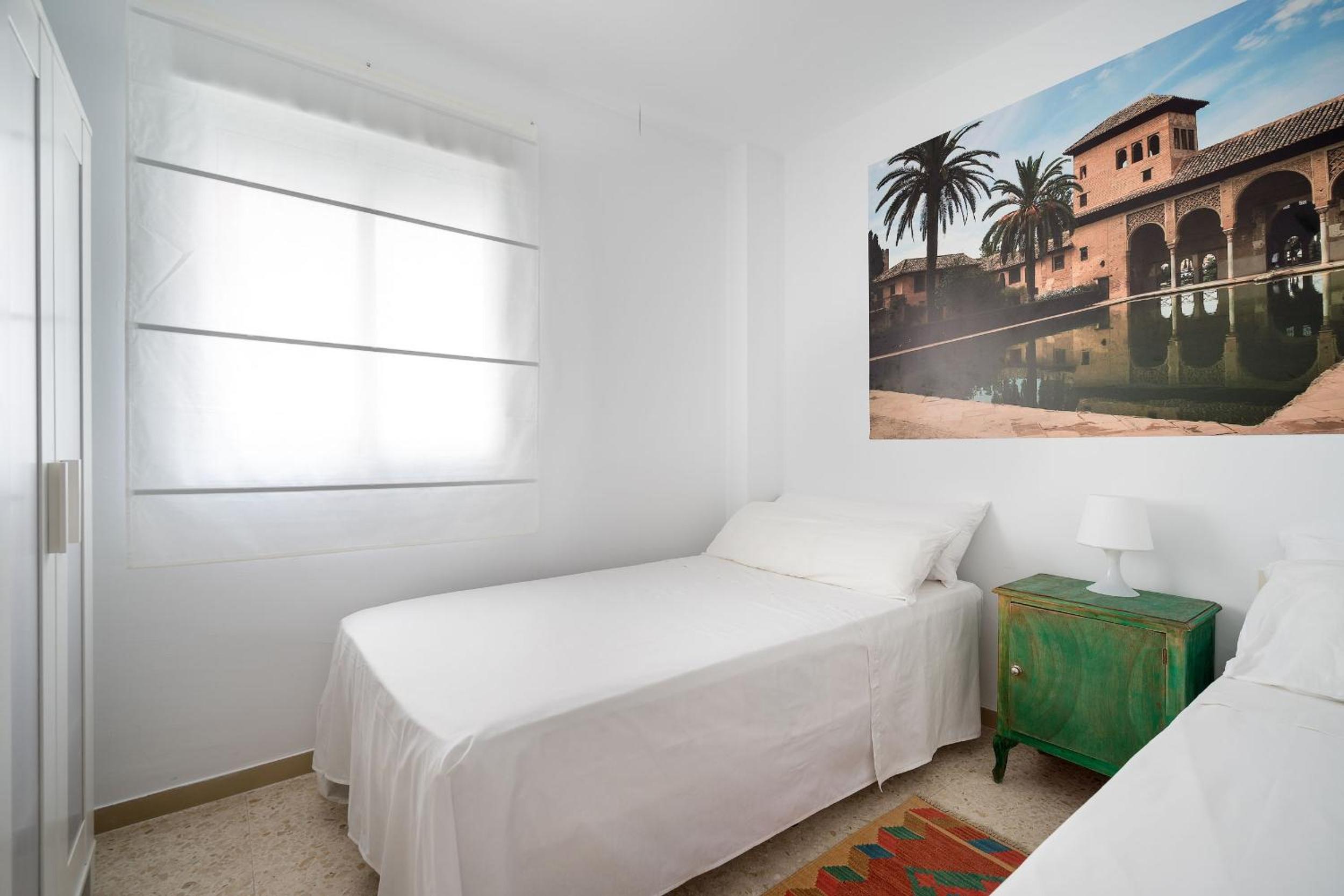 Arcos Beach Infostays - Free Parking