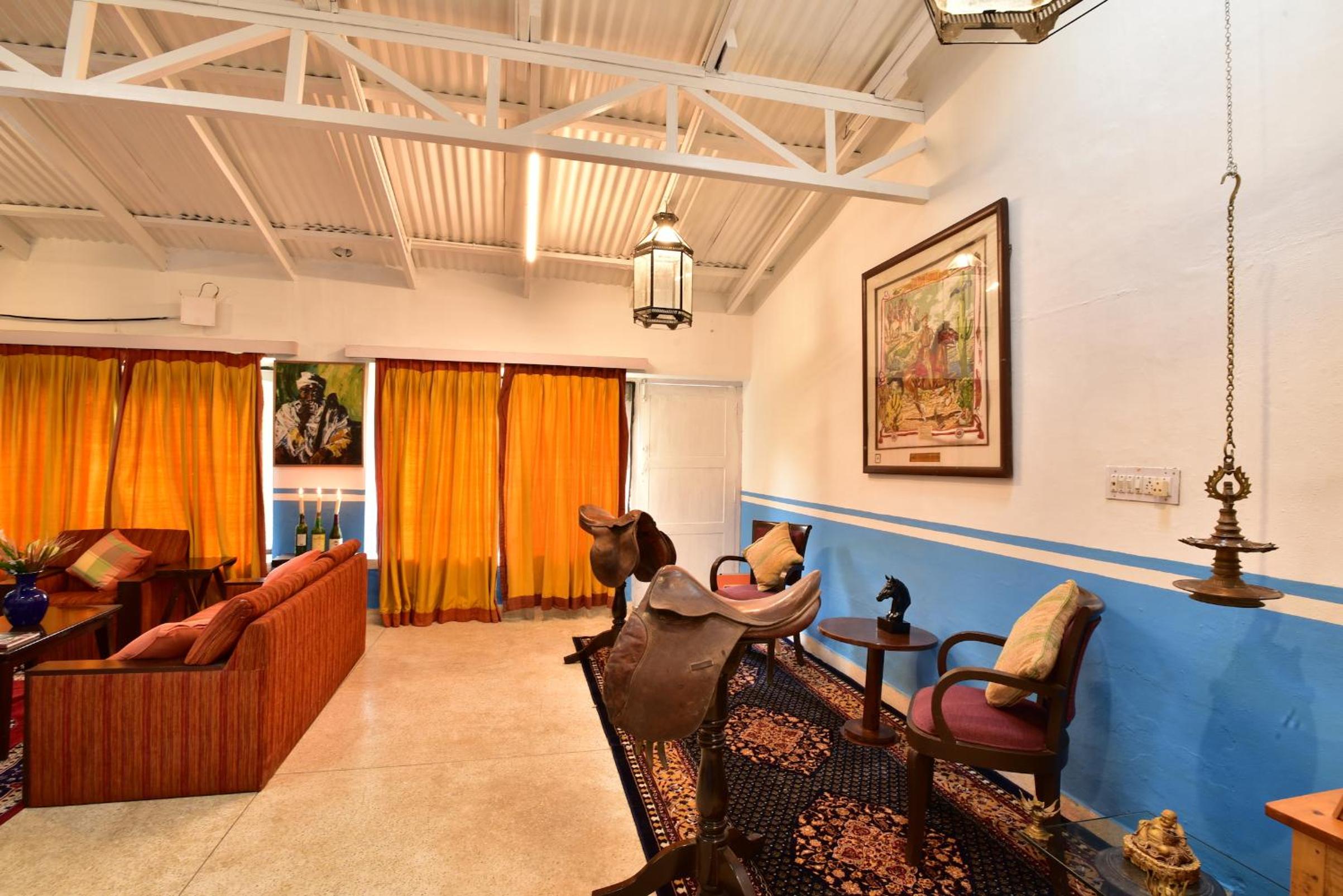 lounge