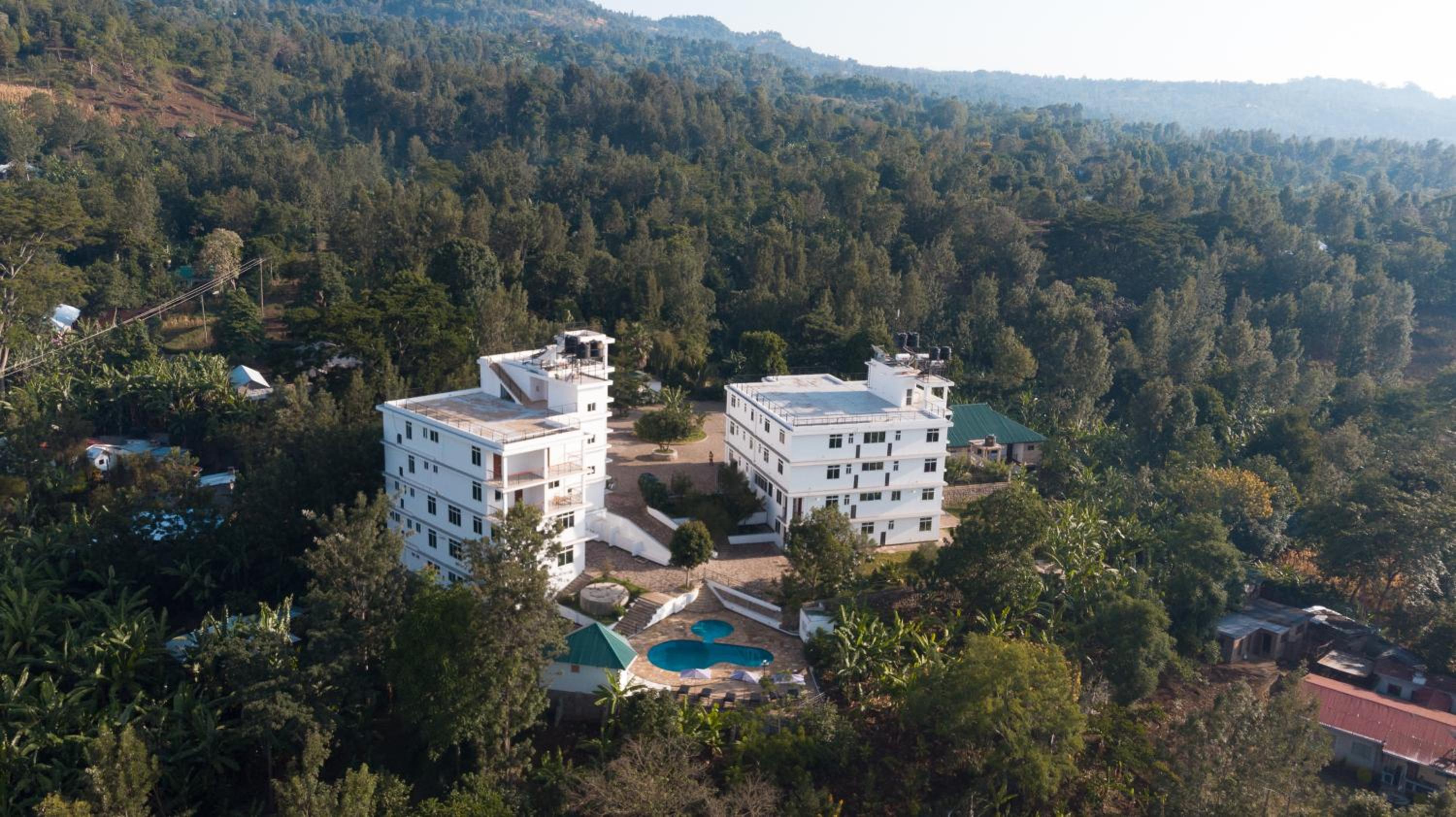 Two Mountains Lodge